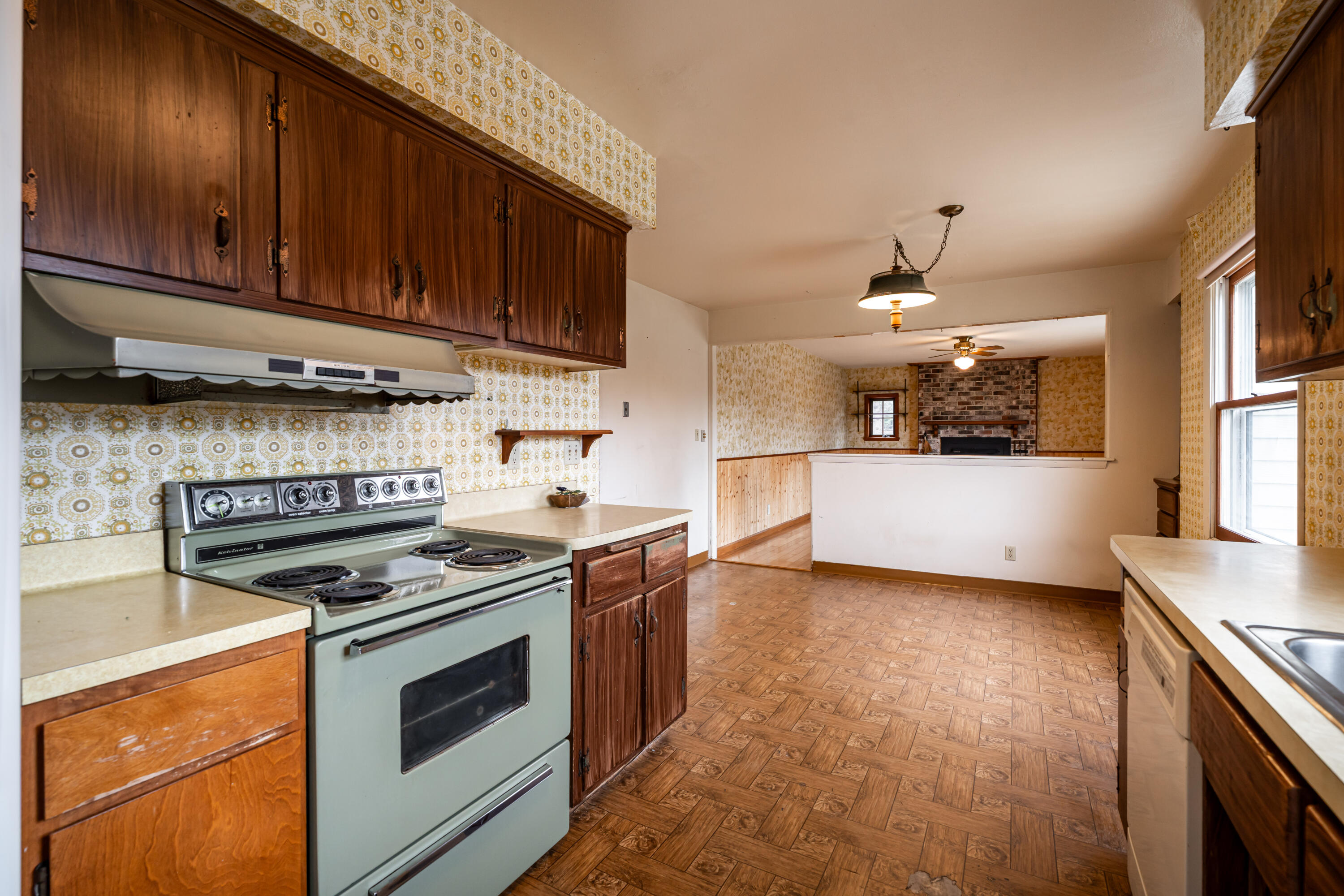 195 Clover Ln