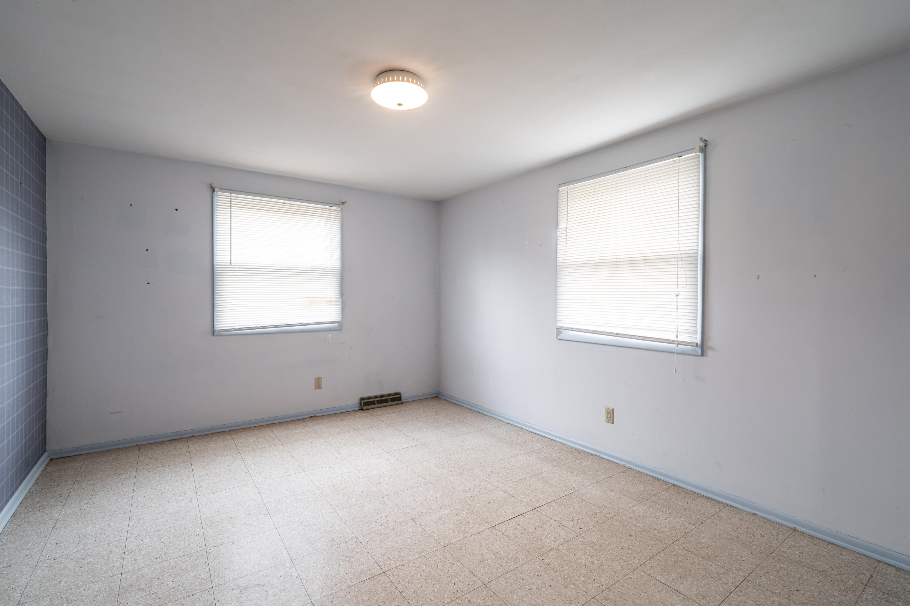195 Clover Ln