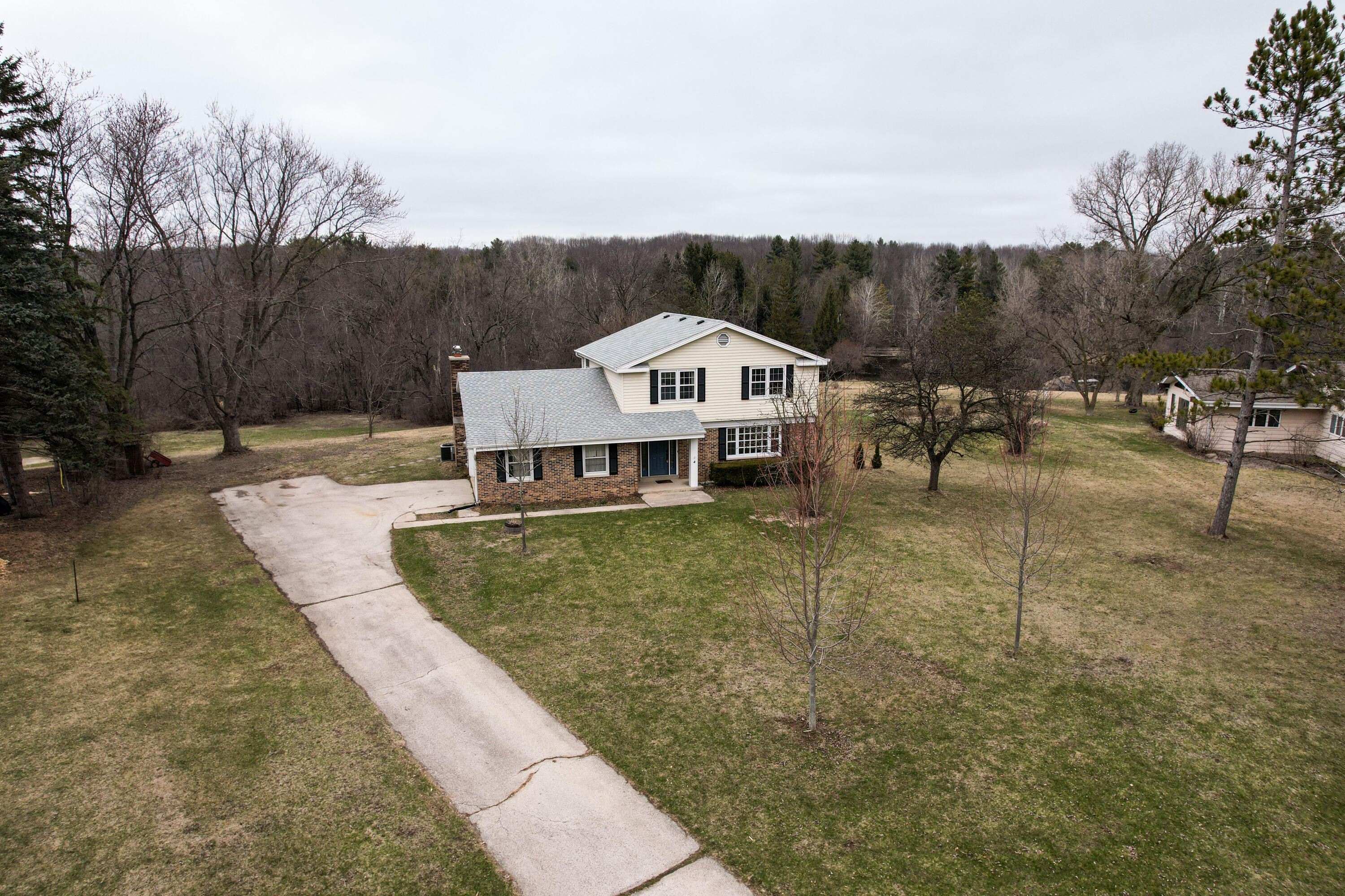 195 Clover Ln
