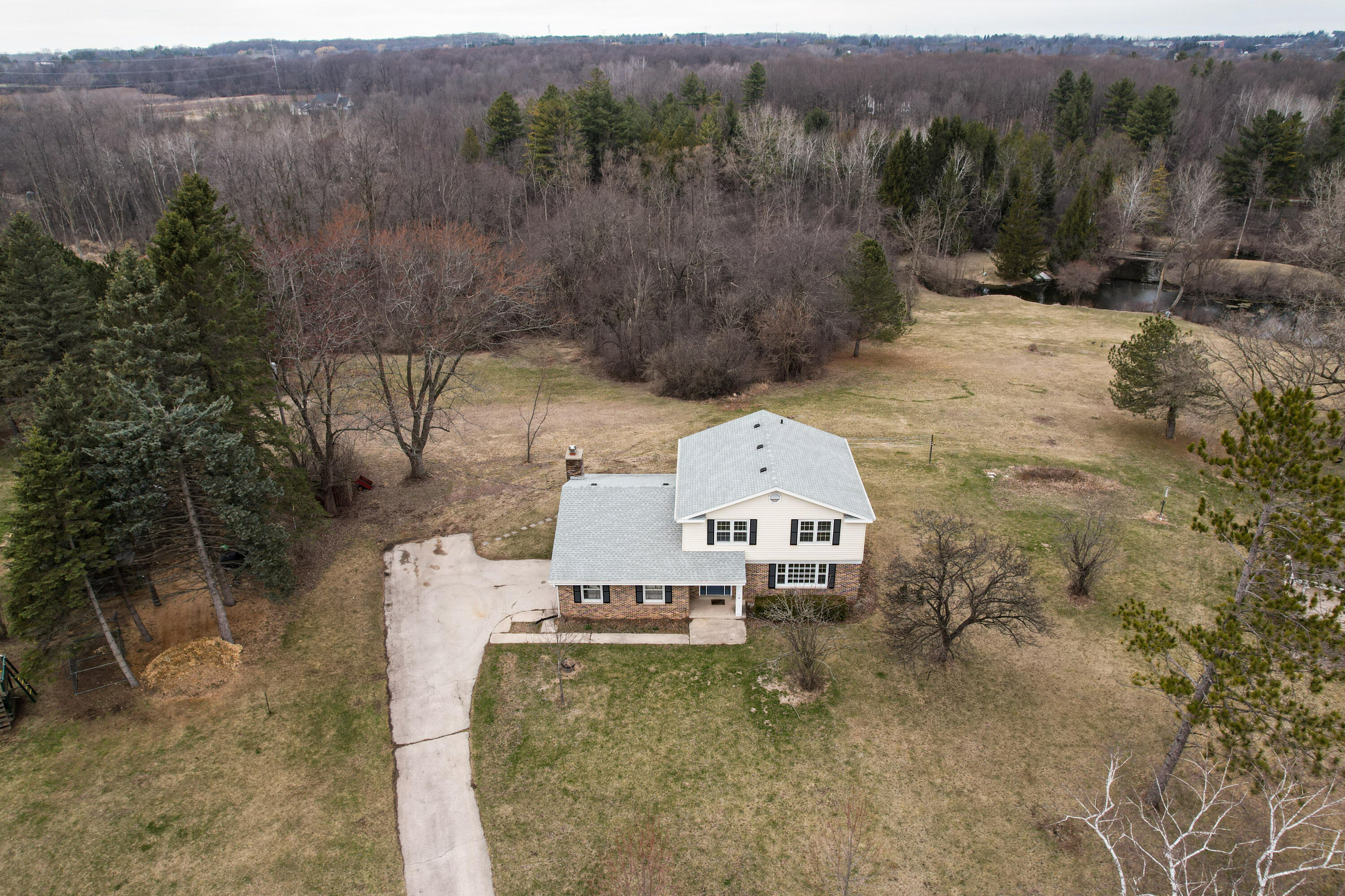 195 Clover Ln