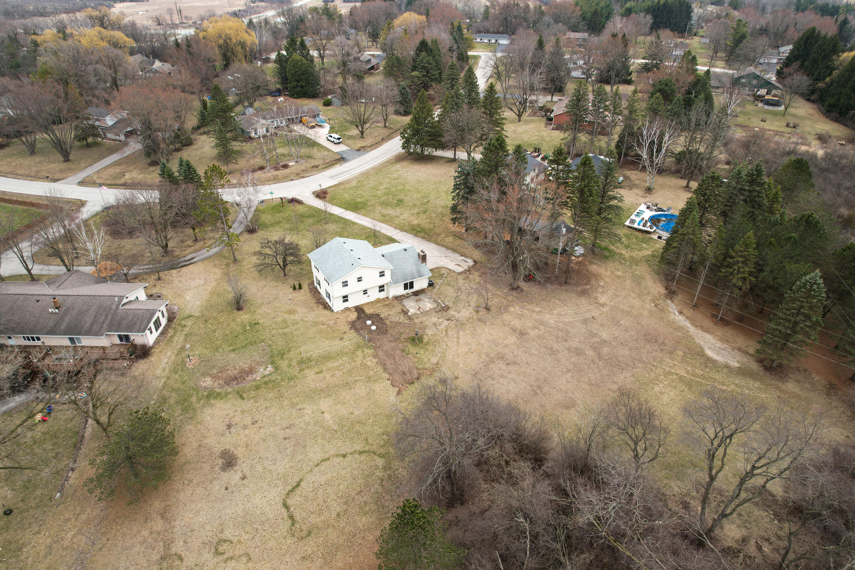 195 Clover Ln