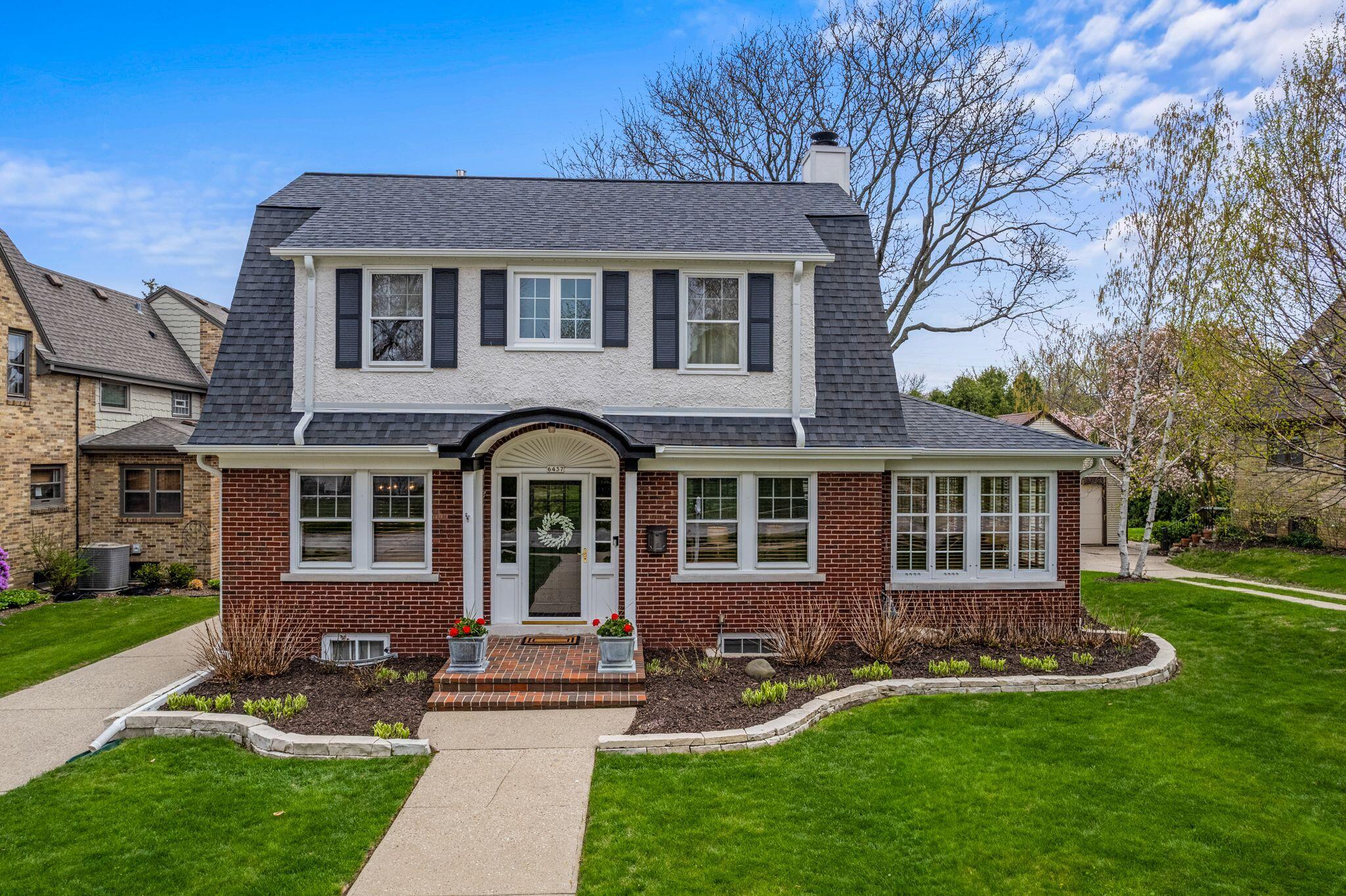 6437 Betsy Ross Pl