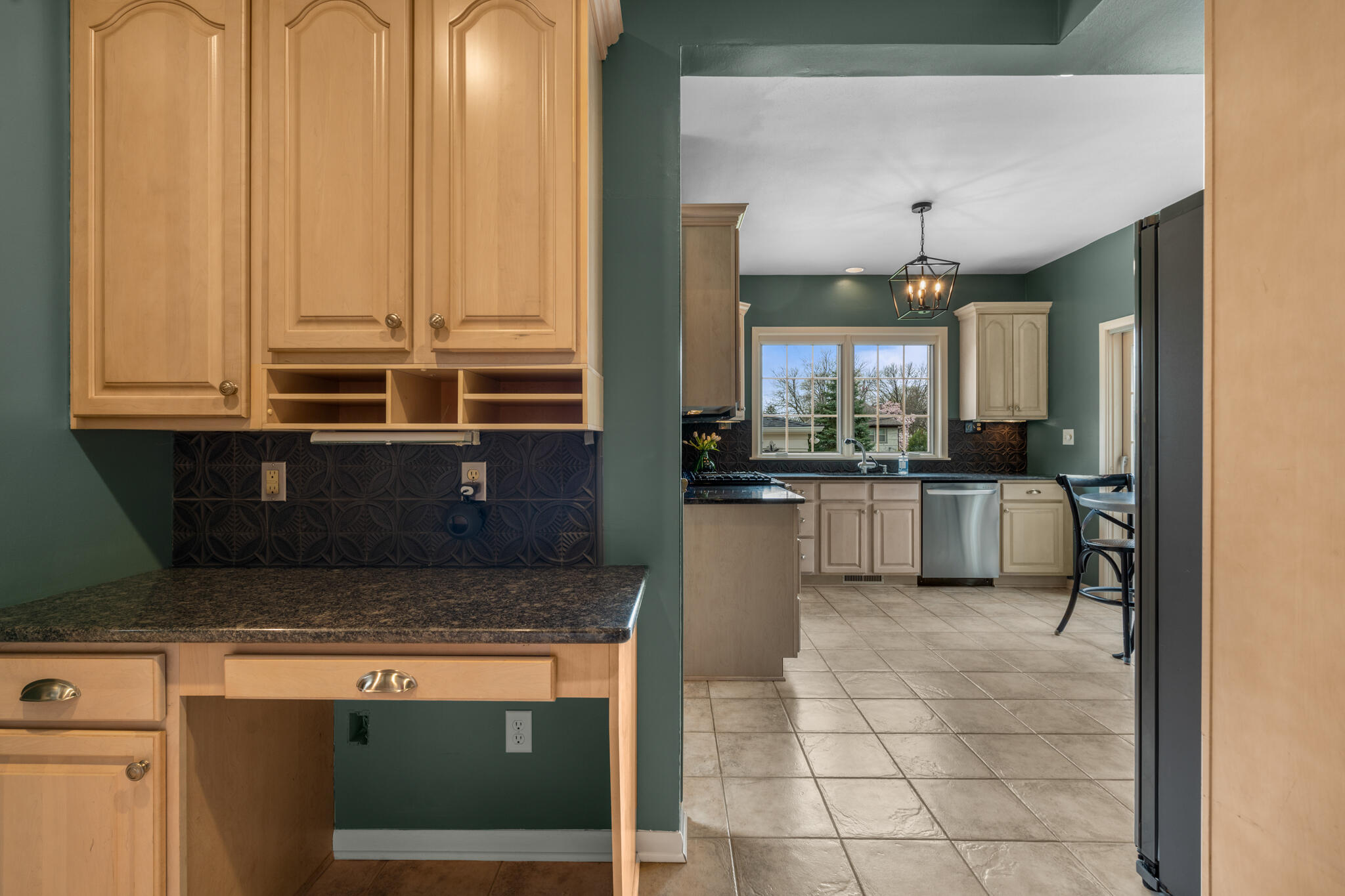 6437 Betsy Ross Pl