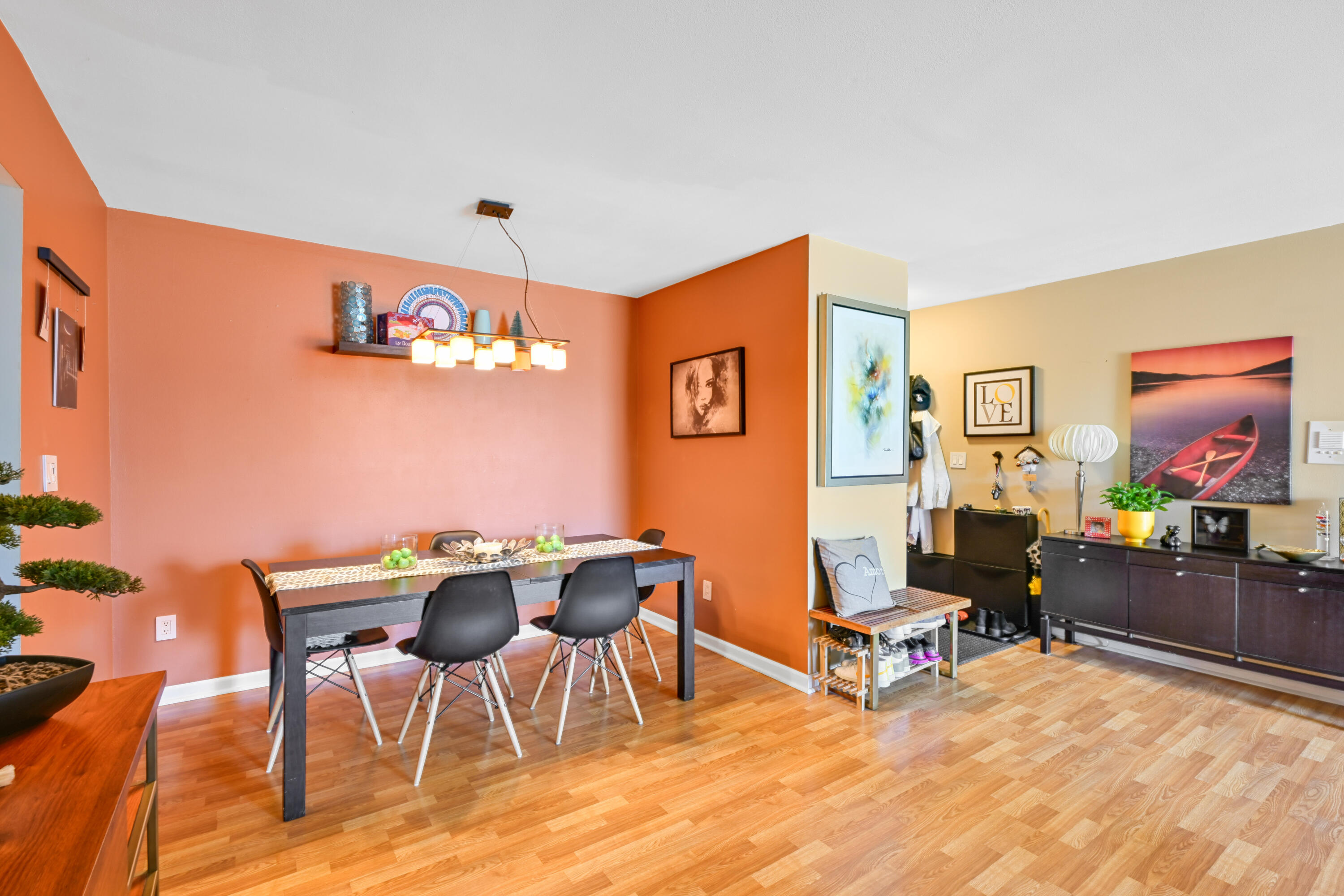3609 N Tucker Pl