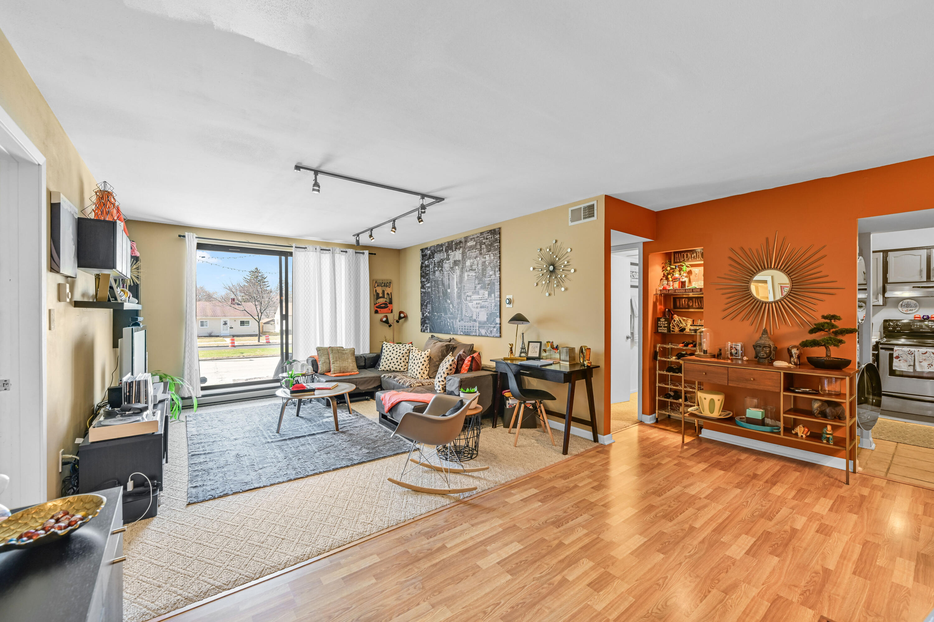 3609 N Tucker Pl