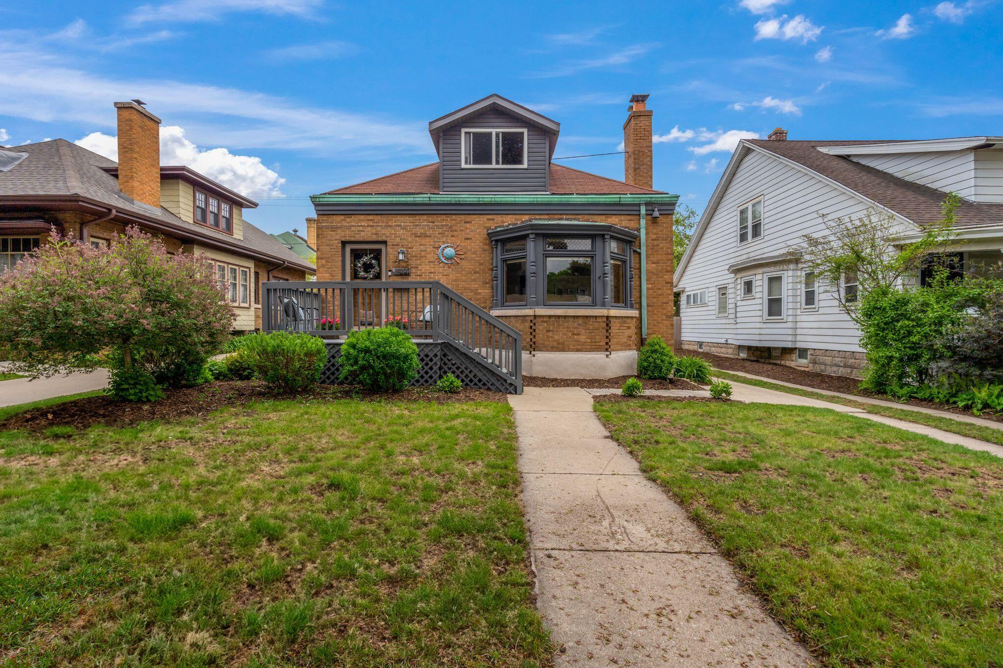 1544 N 58th St