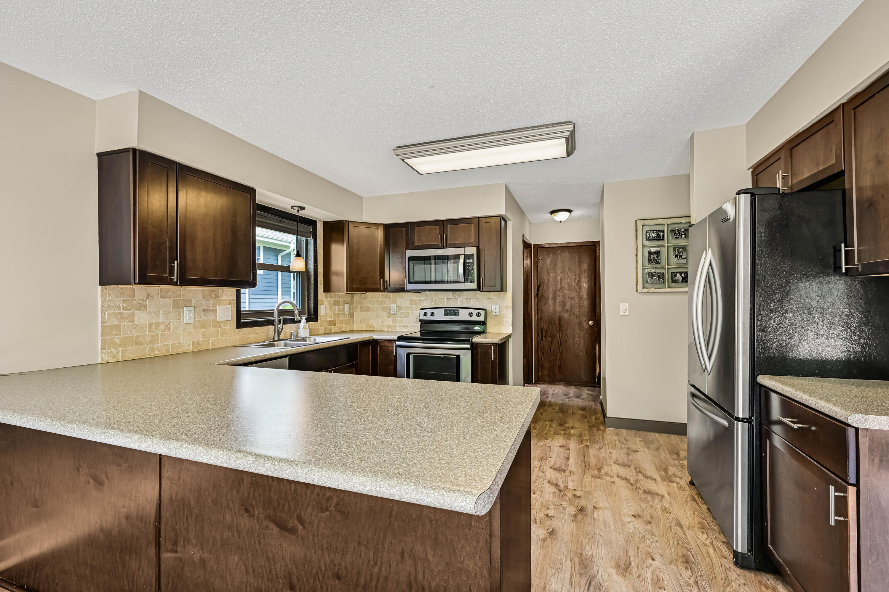 8505 S Parknoll Dr