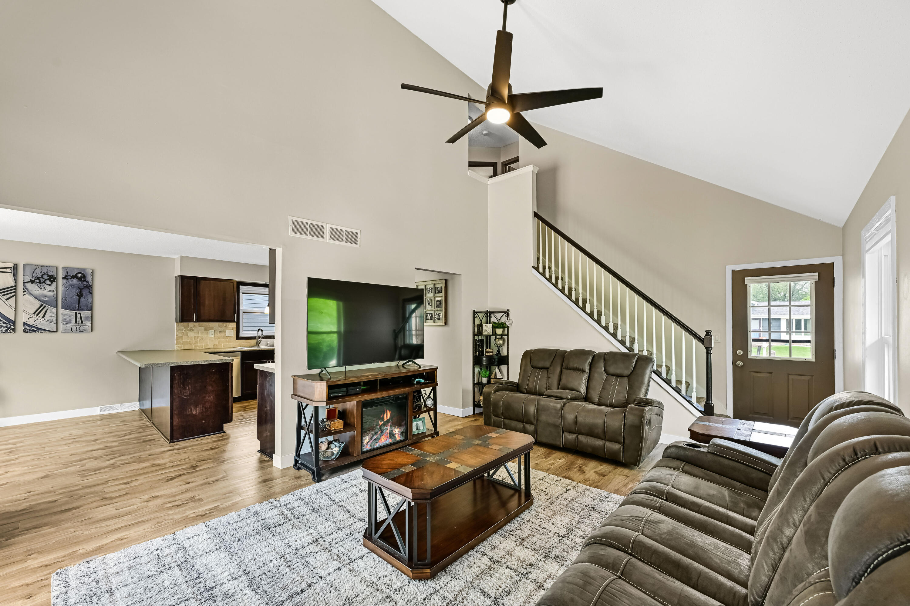 8505 S Parknoll Dr