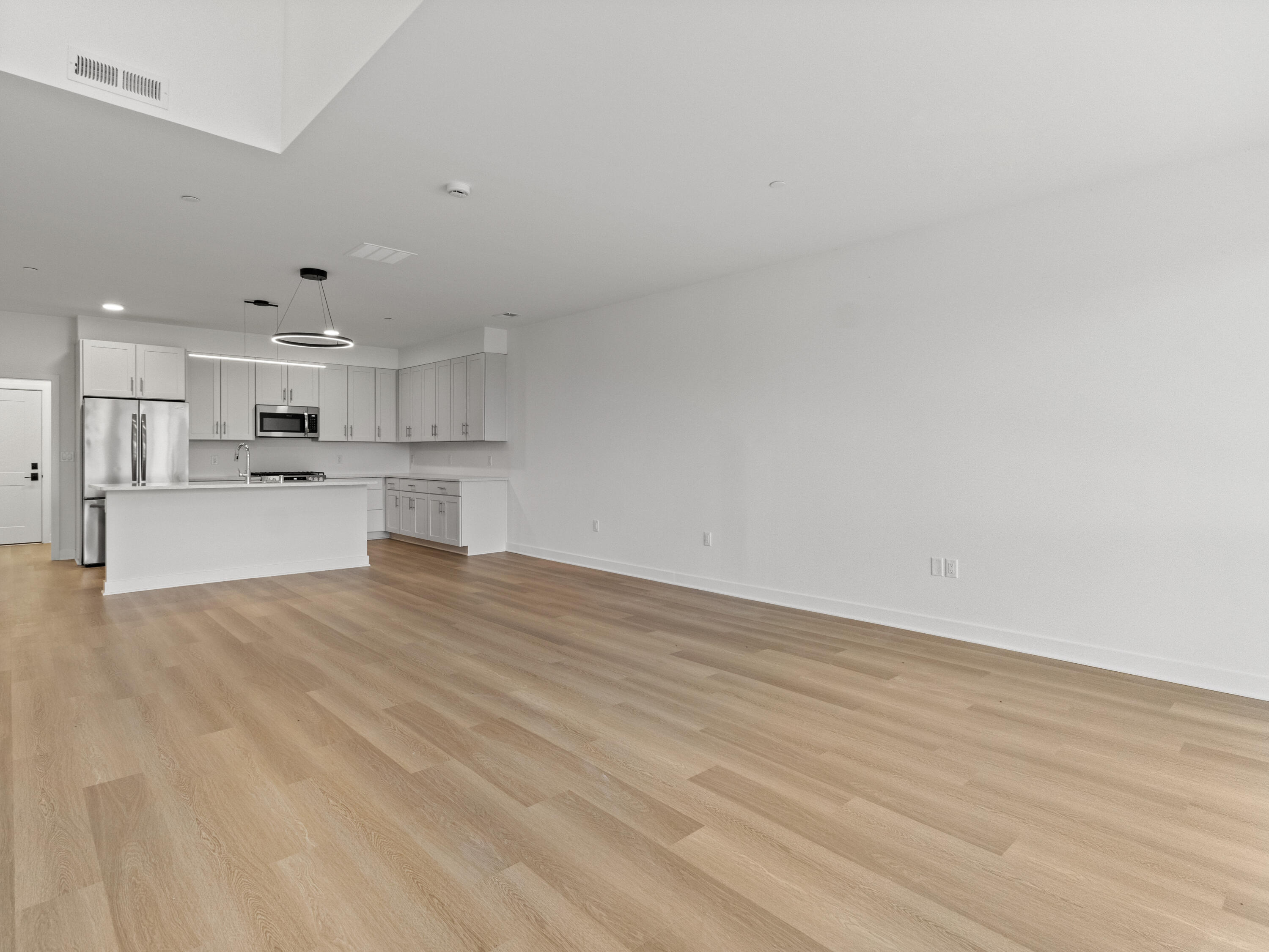 4163 E Hemlock Dr Unit: 106