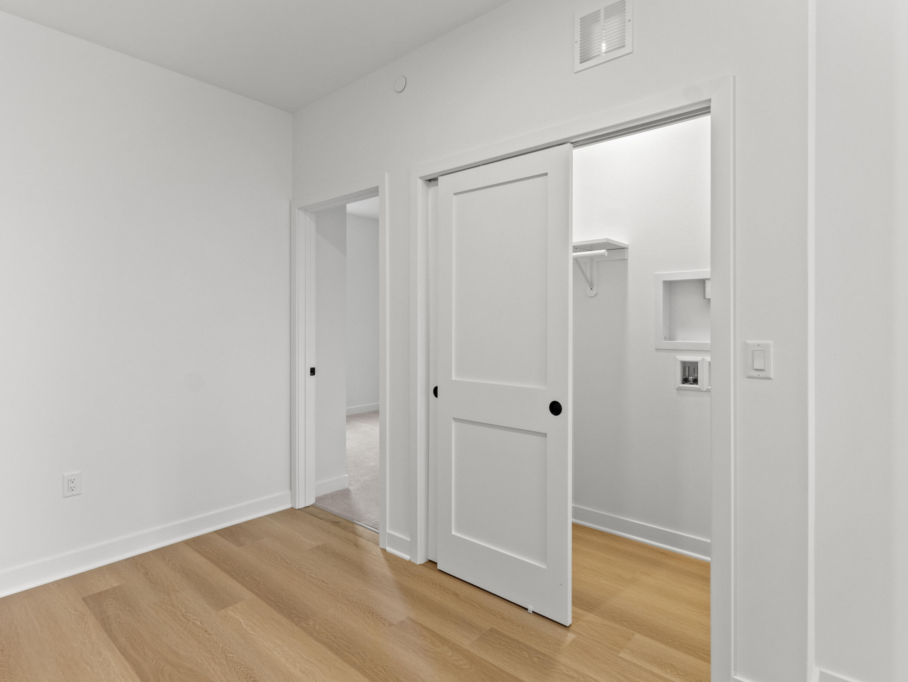 4163 E Hemlock Dr Unit: 106