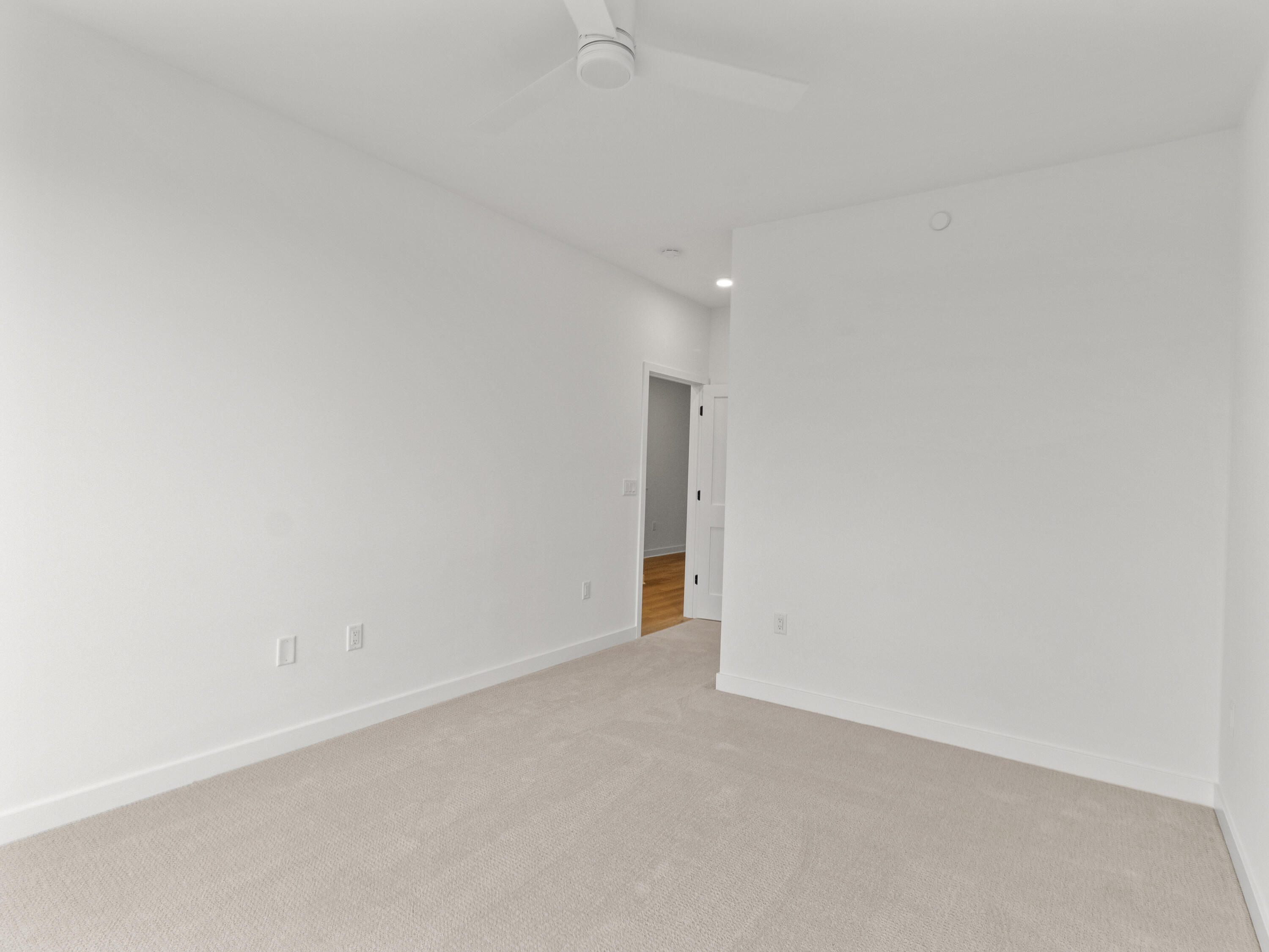 4163 E Hemlock Dr Unit: 106