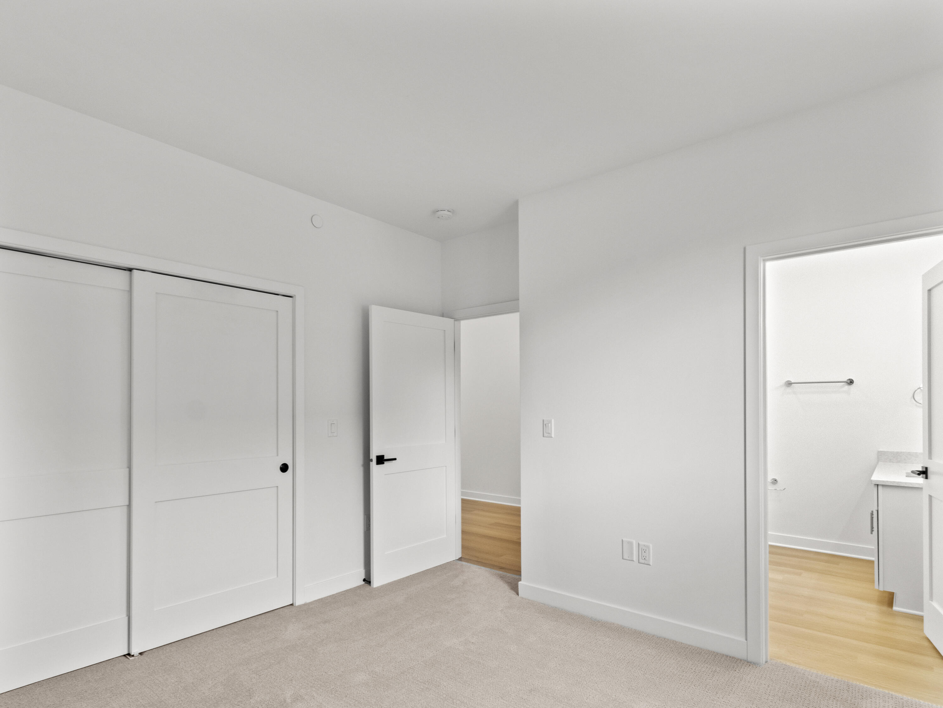 4163 E Hemlock Dr Unit: 106