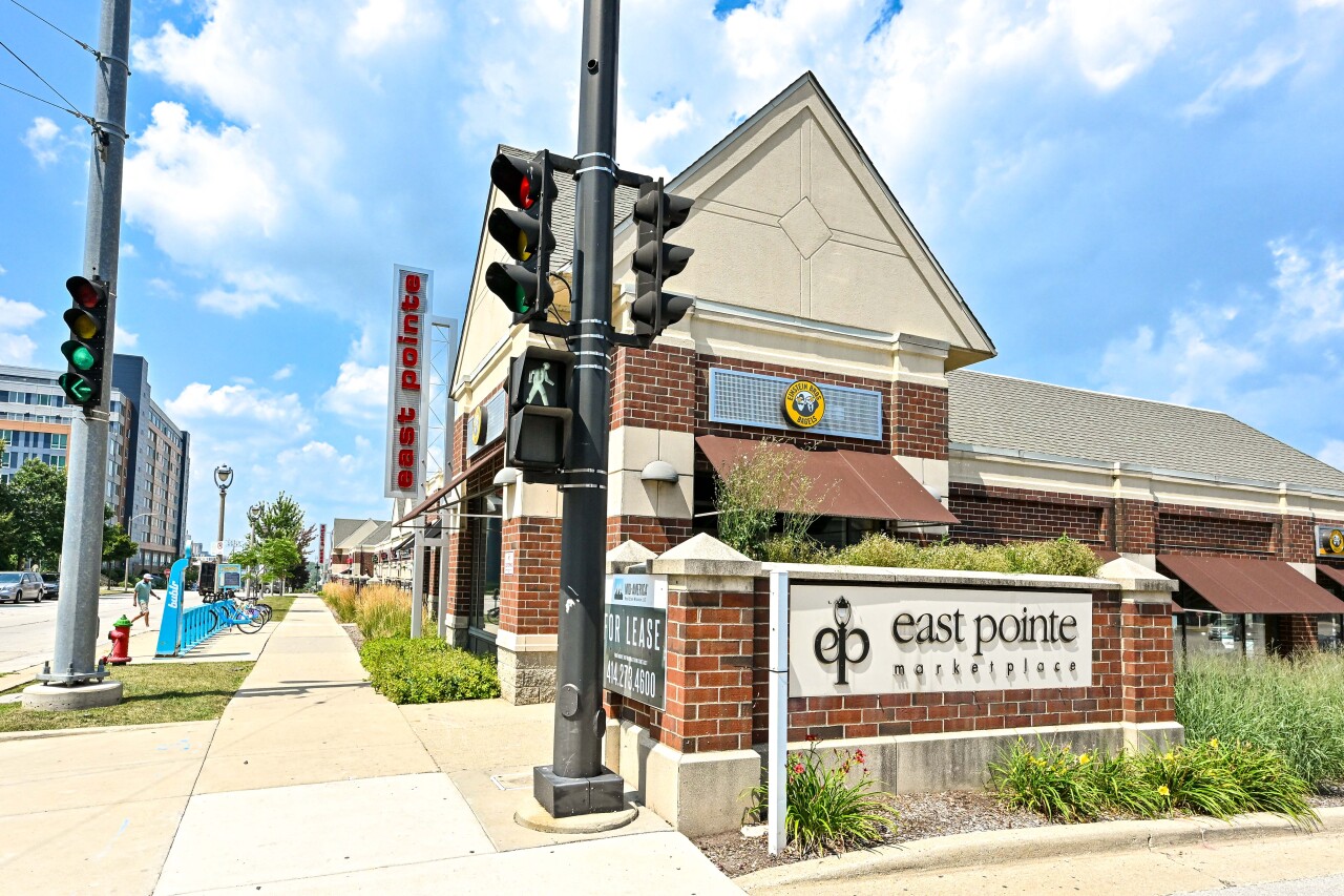 601 E Ogden Ave Unit: 408