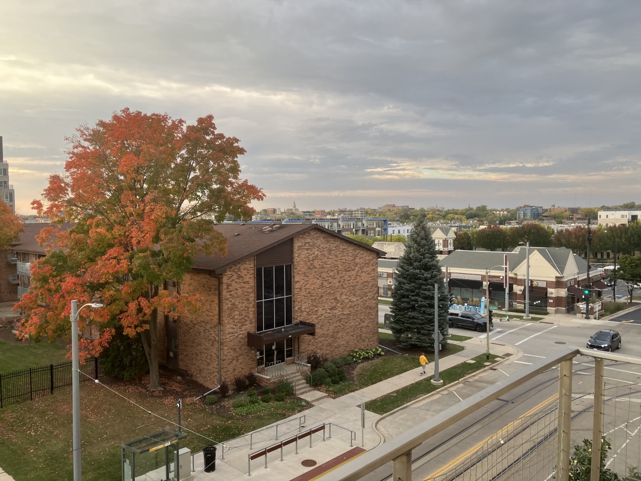 601 E Ogden Ave Unit: 408