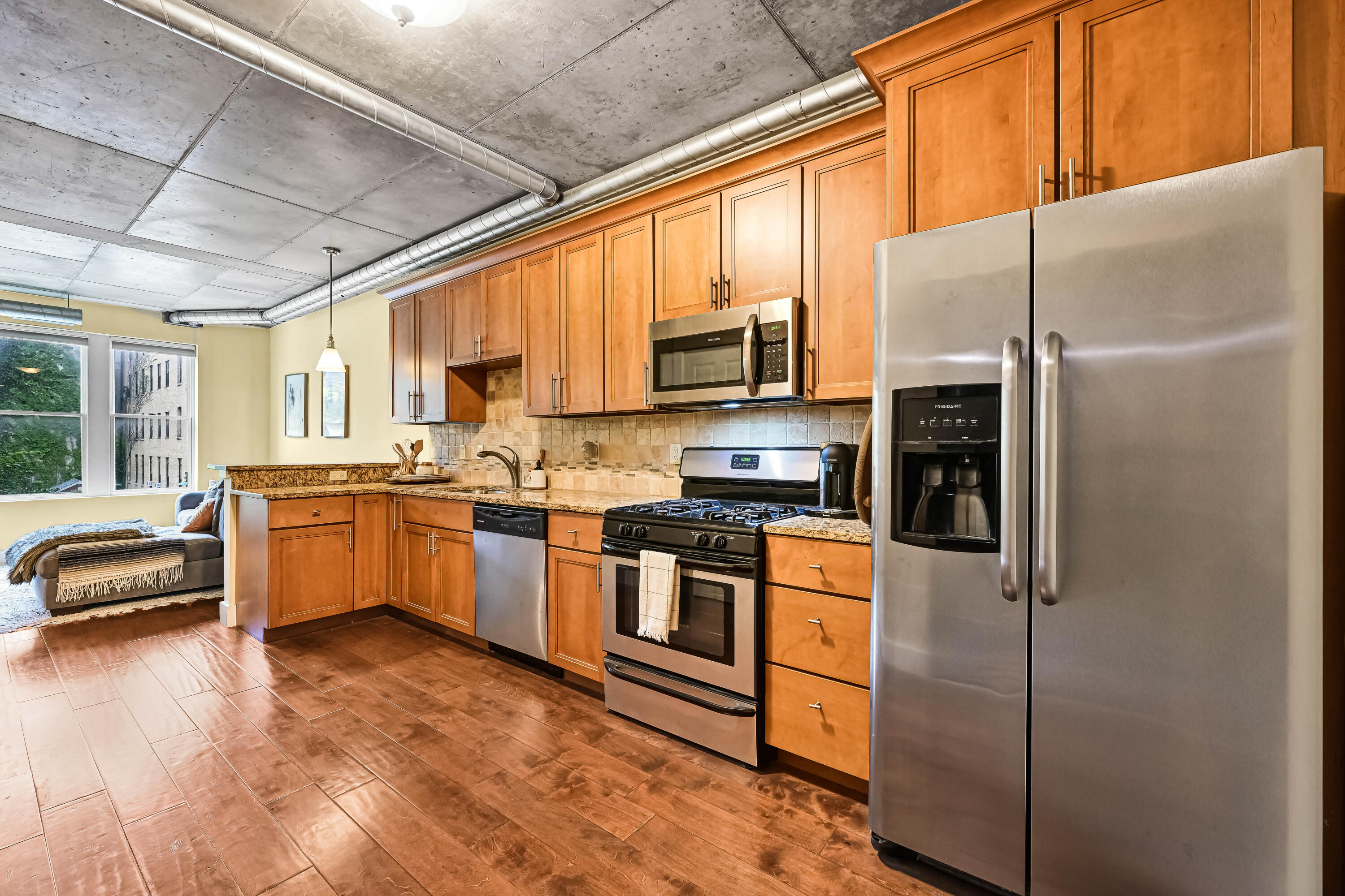102 N Water St Unit: 213
