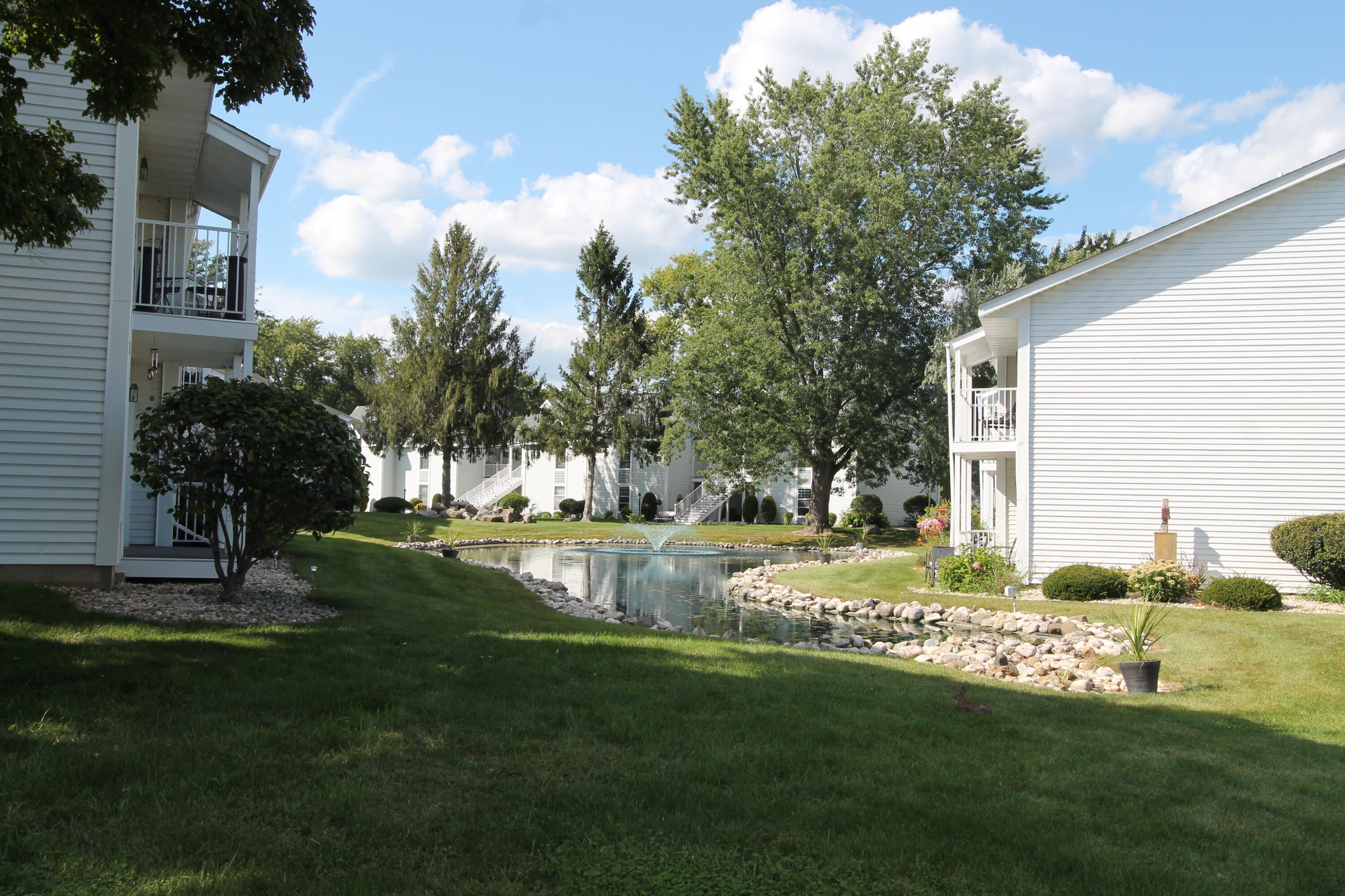 300 Foxwood Dr Unit: 125