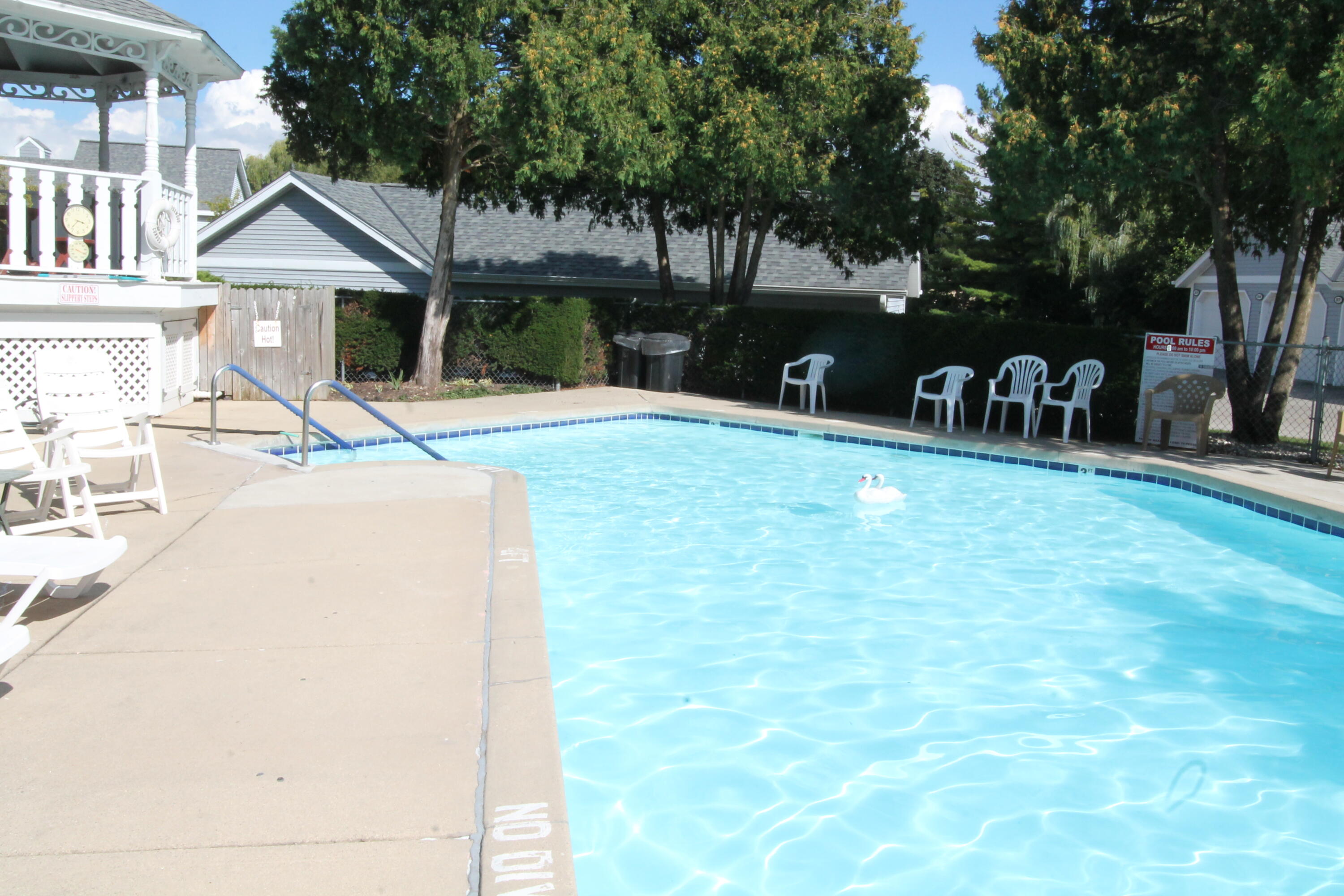 300 Foxwood Dr Unit: 125
