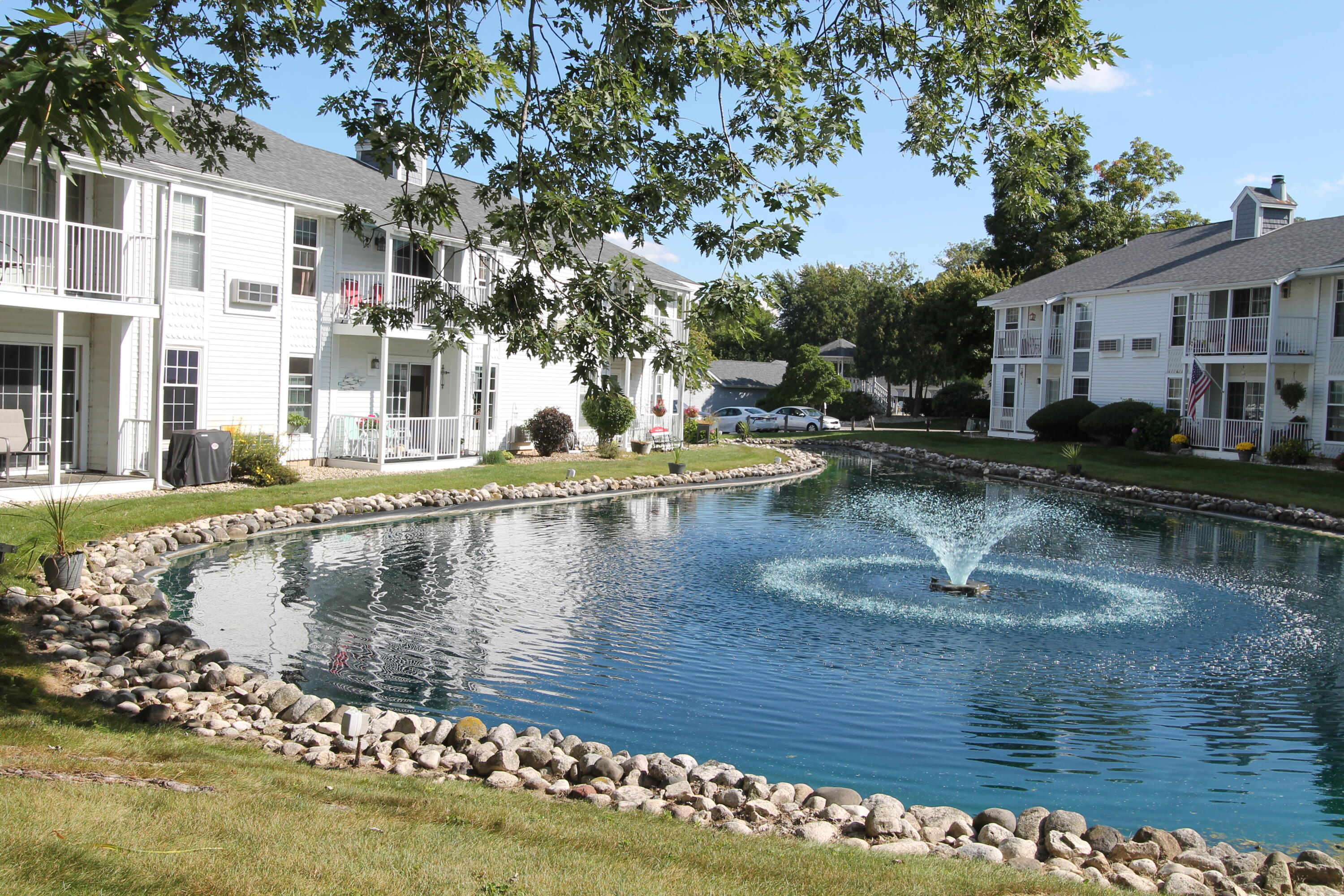 300 Foxwood Dr Unit: 125