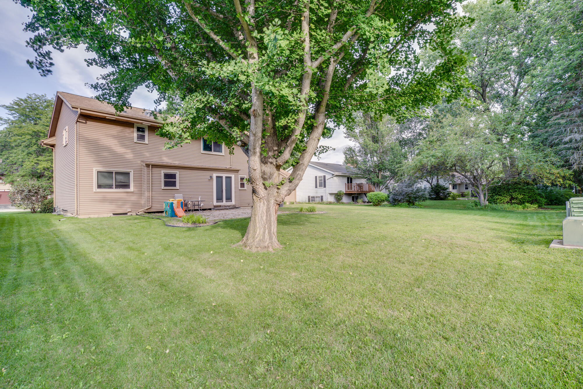 5536 Whirlaway Ln