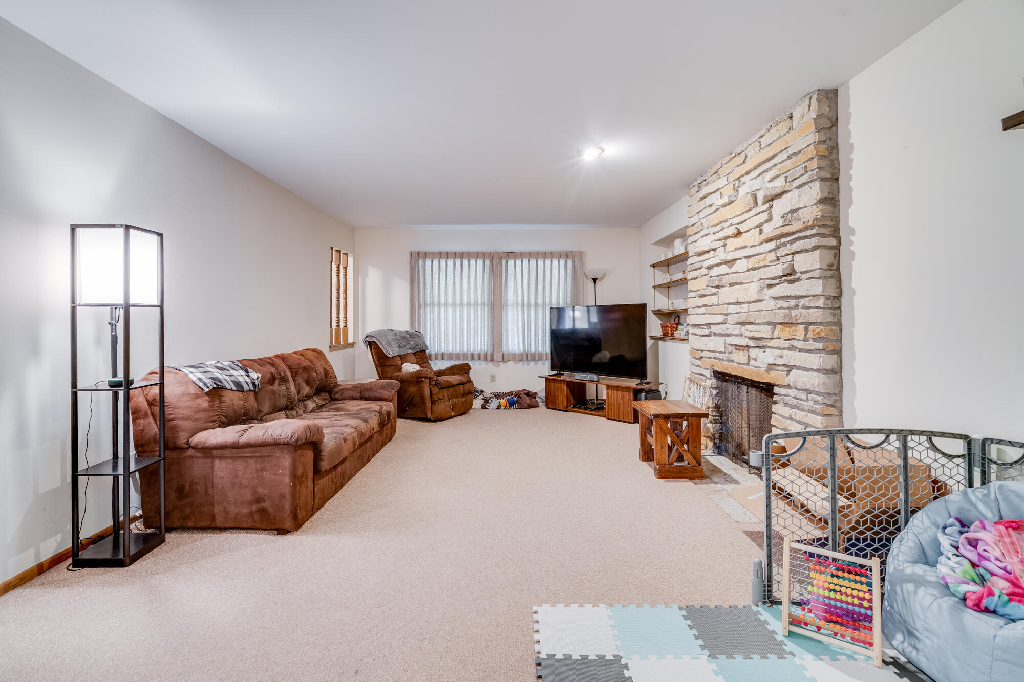 5536 Whirlaway Ln