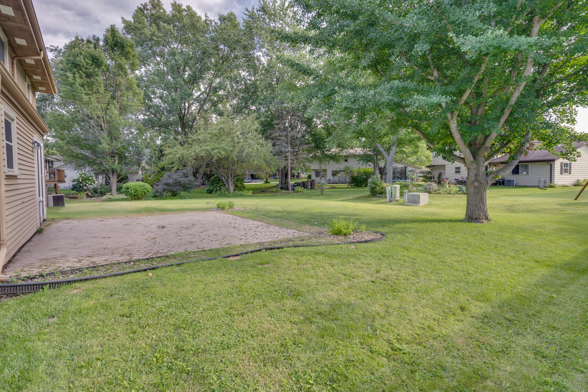 5536 Whirlaway Ln