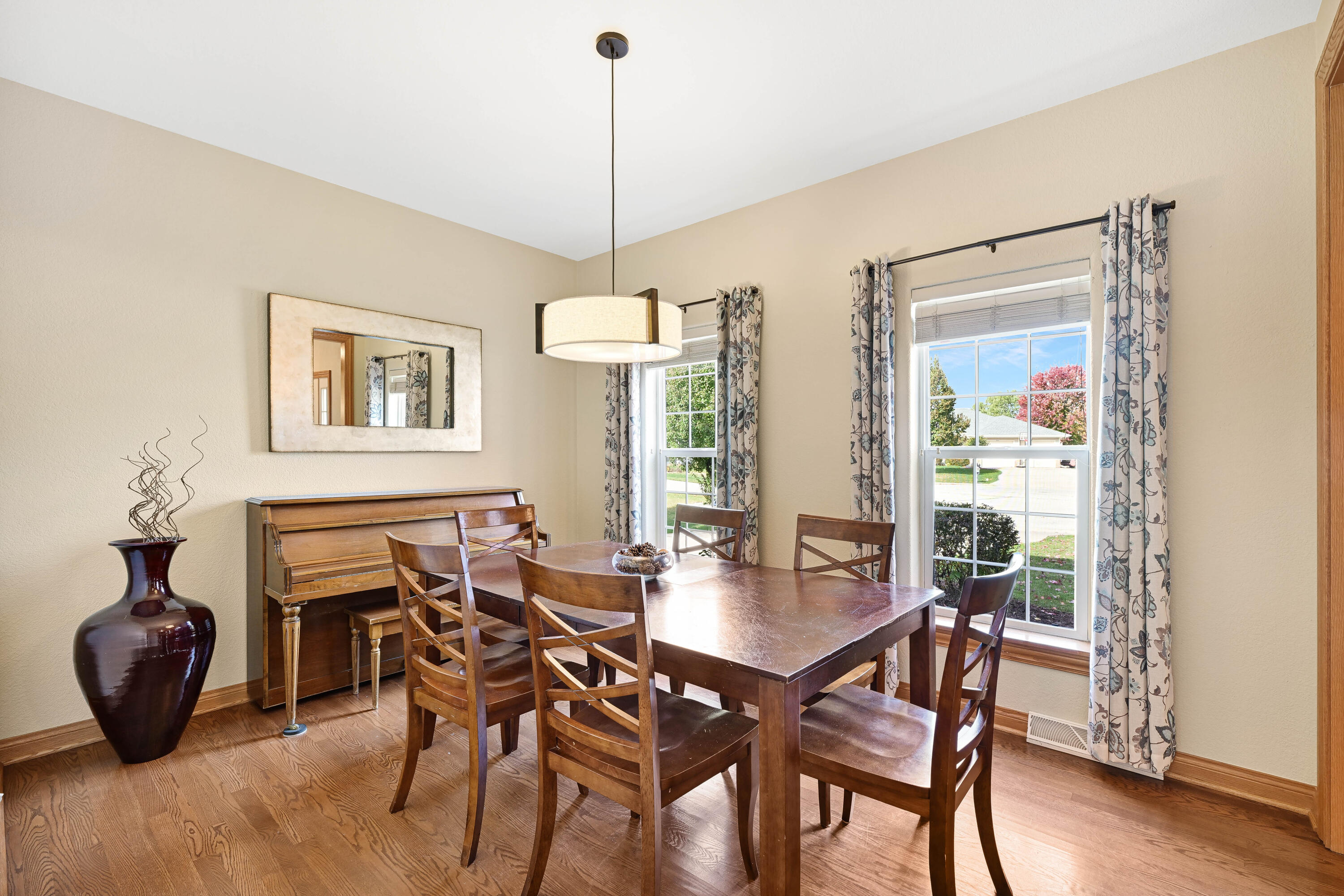 8851 W Silverwood Ct