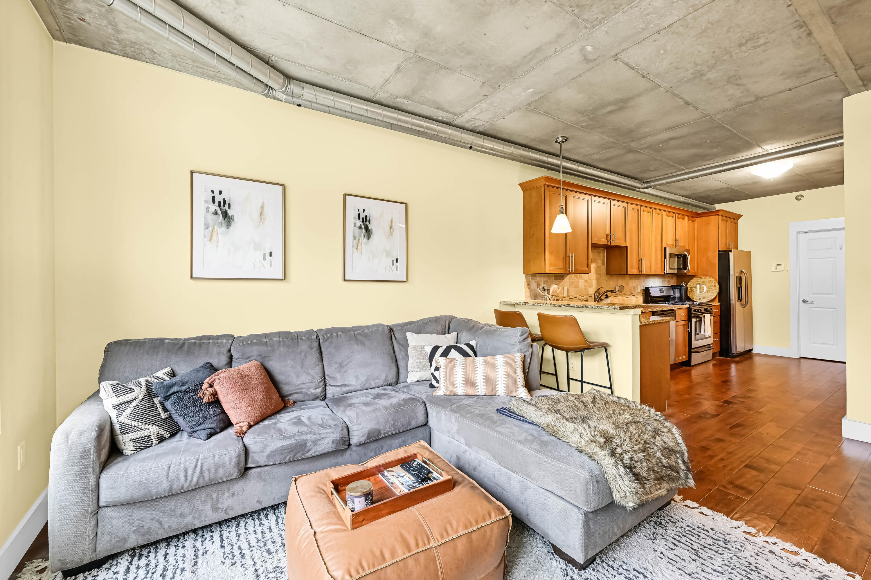 102 N Water St Unit: 213