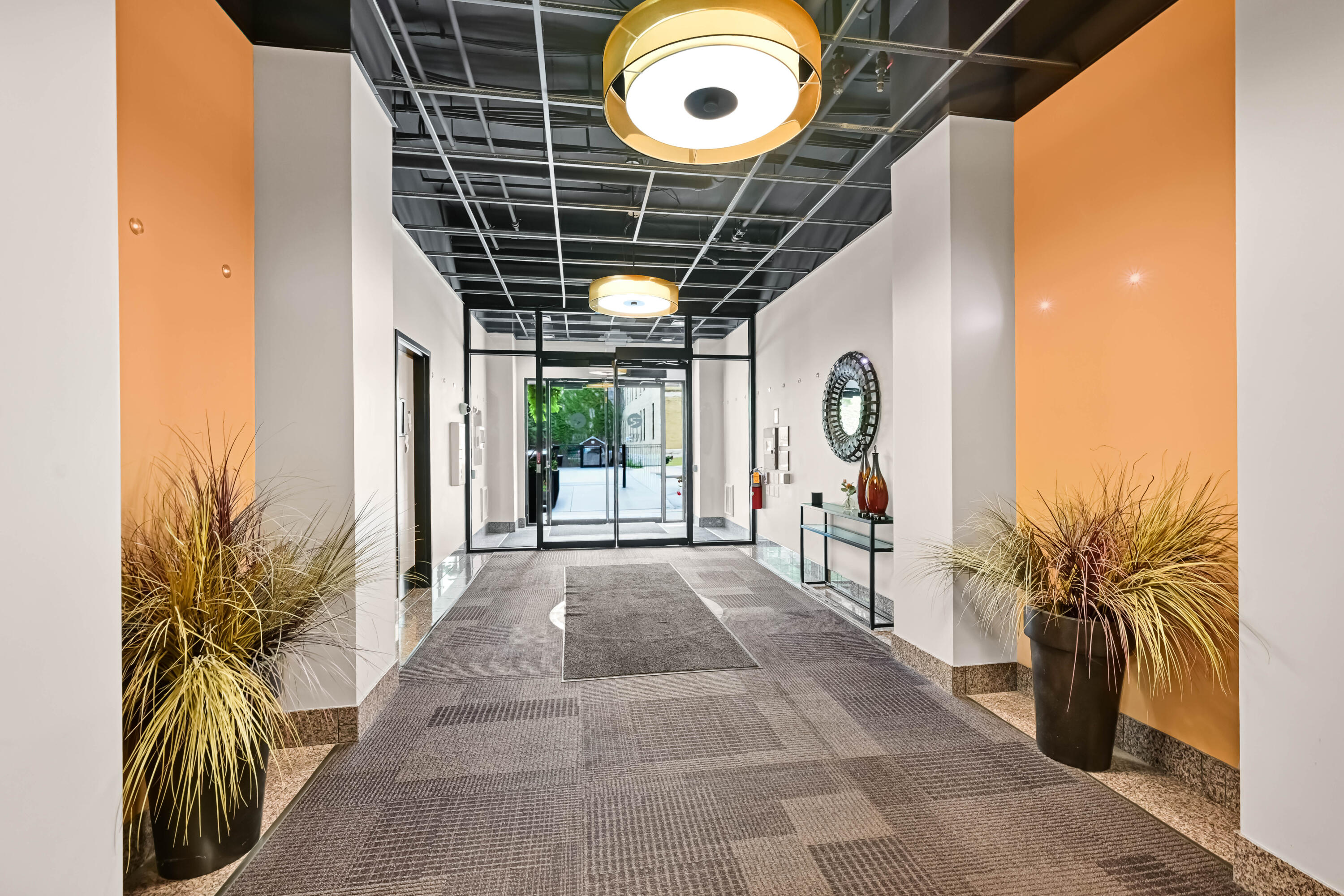 102 N Water St Unit: 213