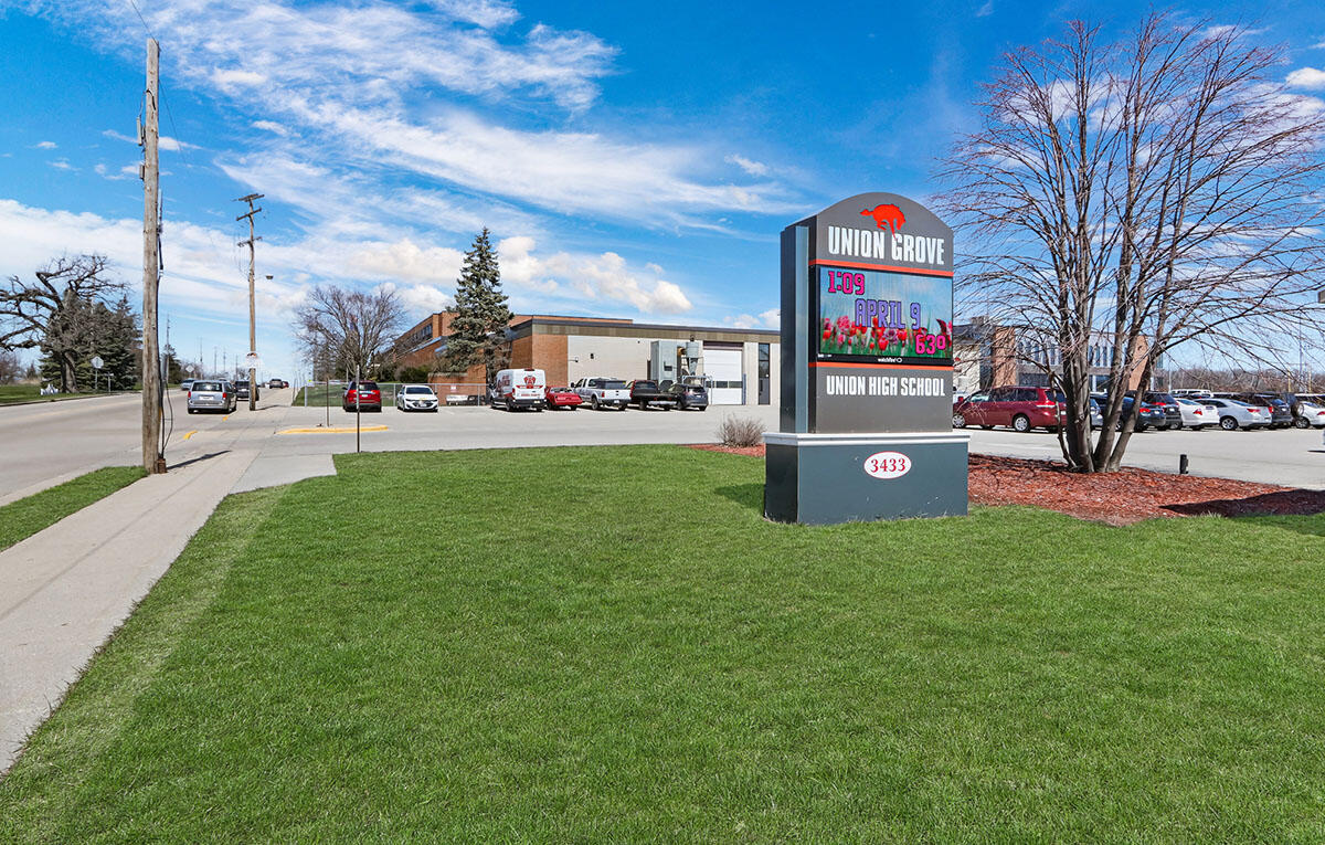 1040 58th Rd