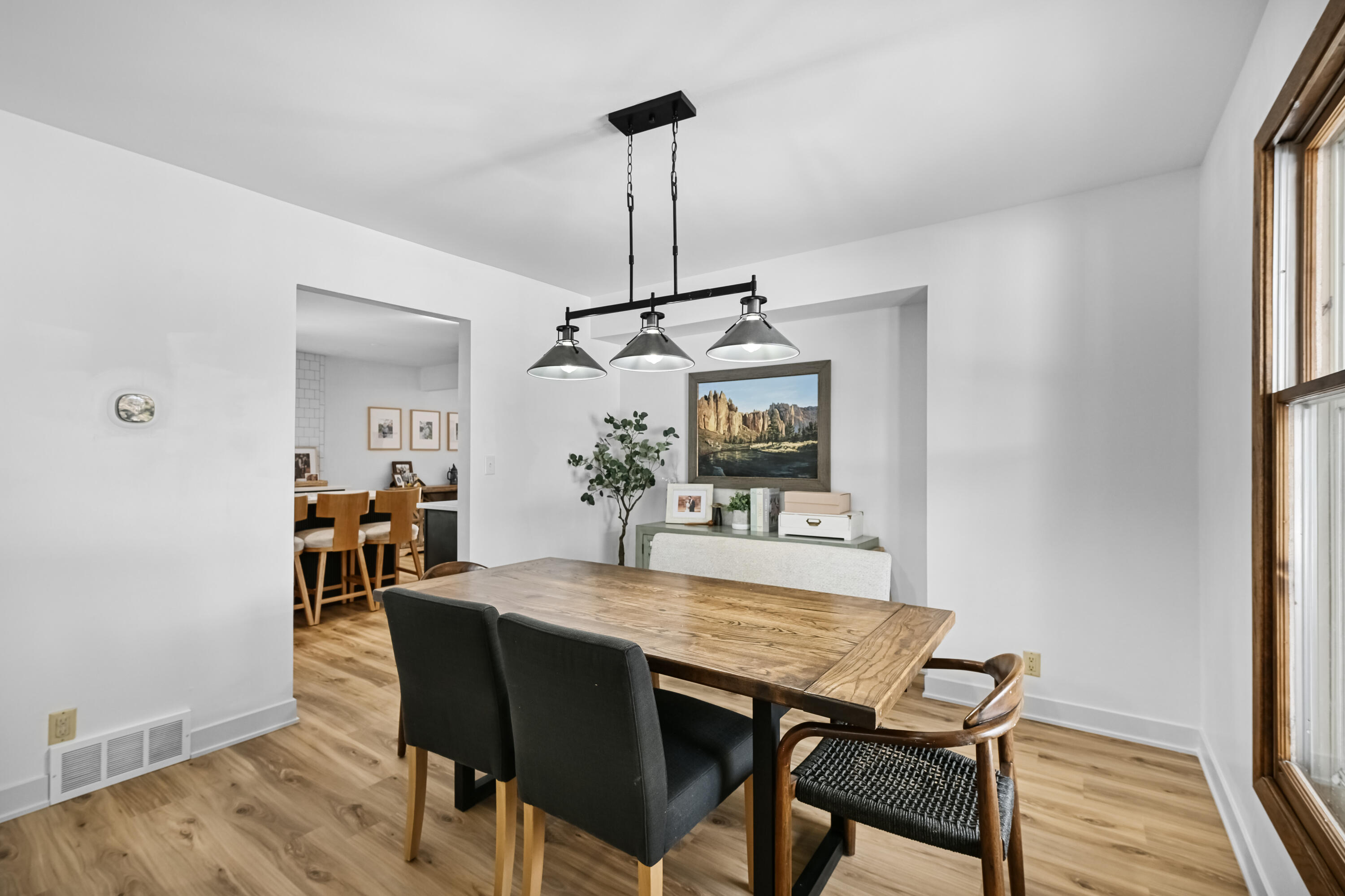 S57W22661 Woodside Ct