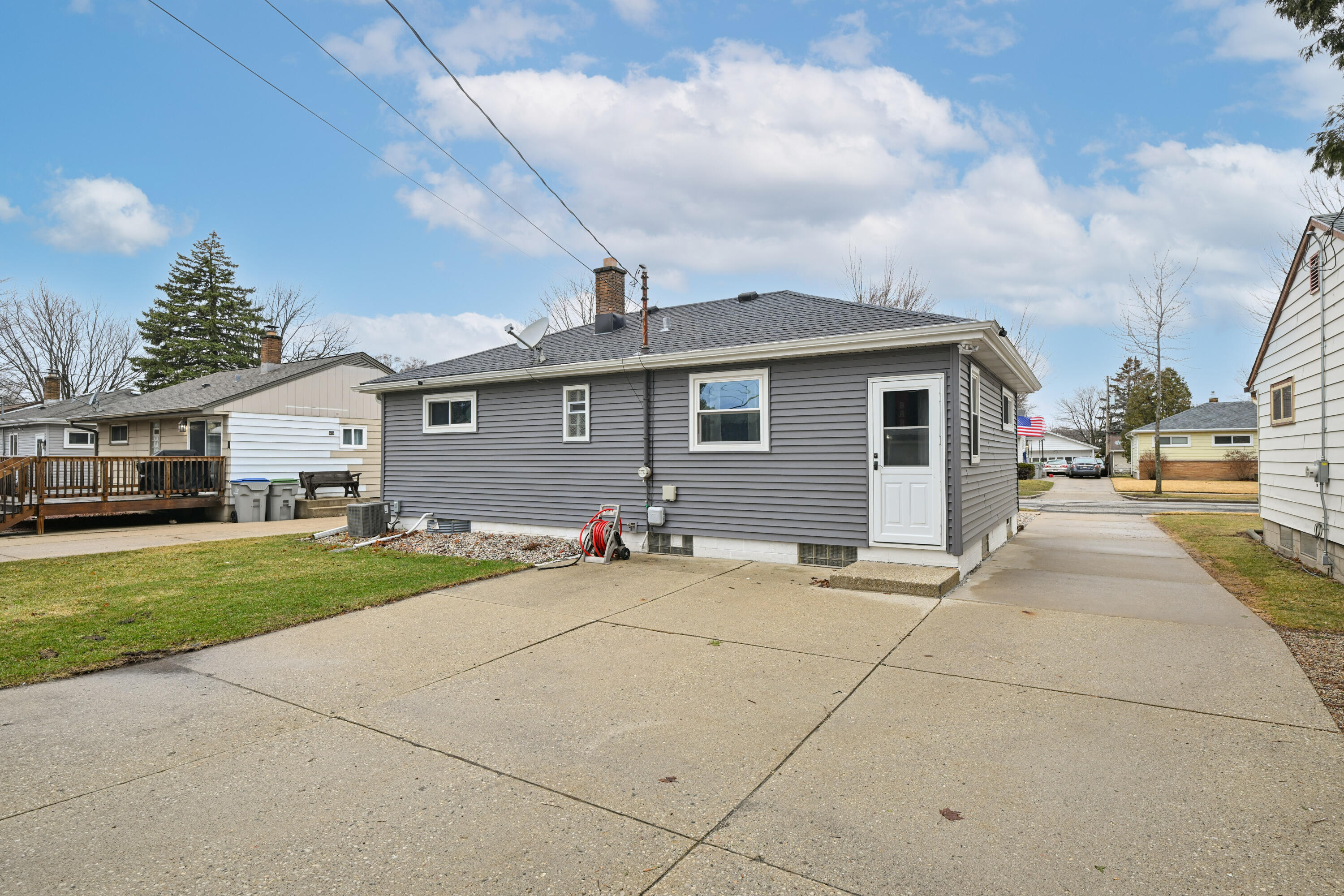 4917 W Norwich Ct