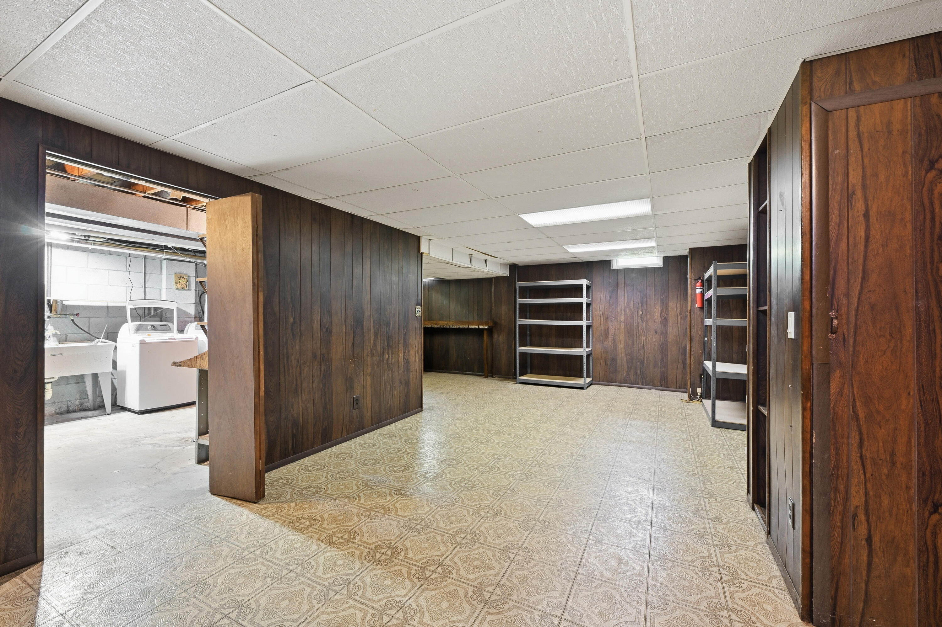1616 Clark Ct