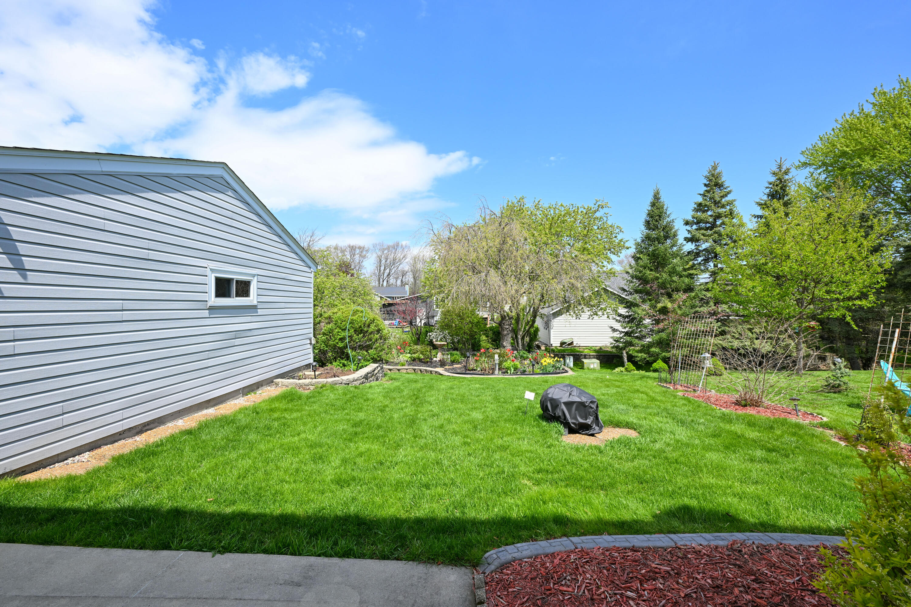 1616 Clark Ct