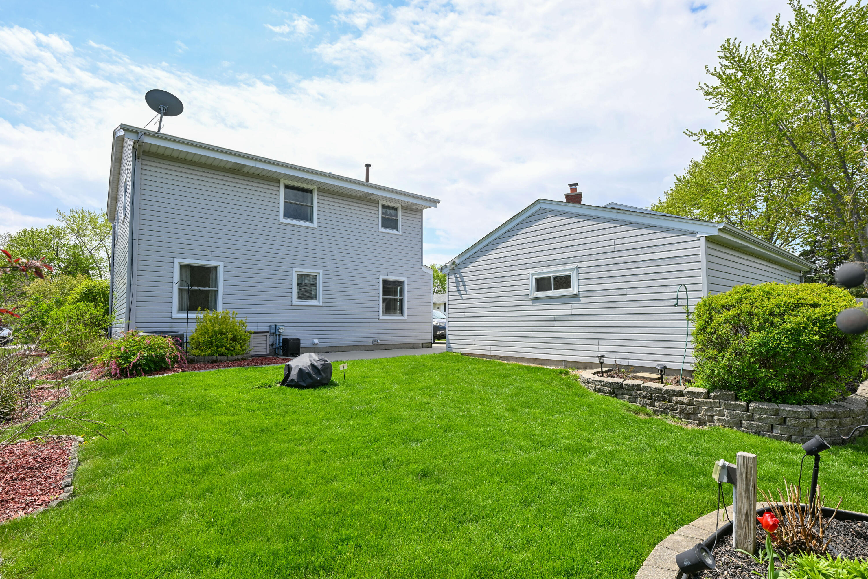 1616 Clark Ct