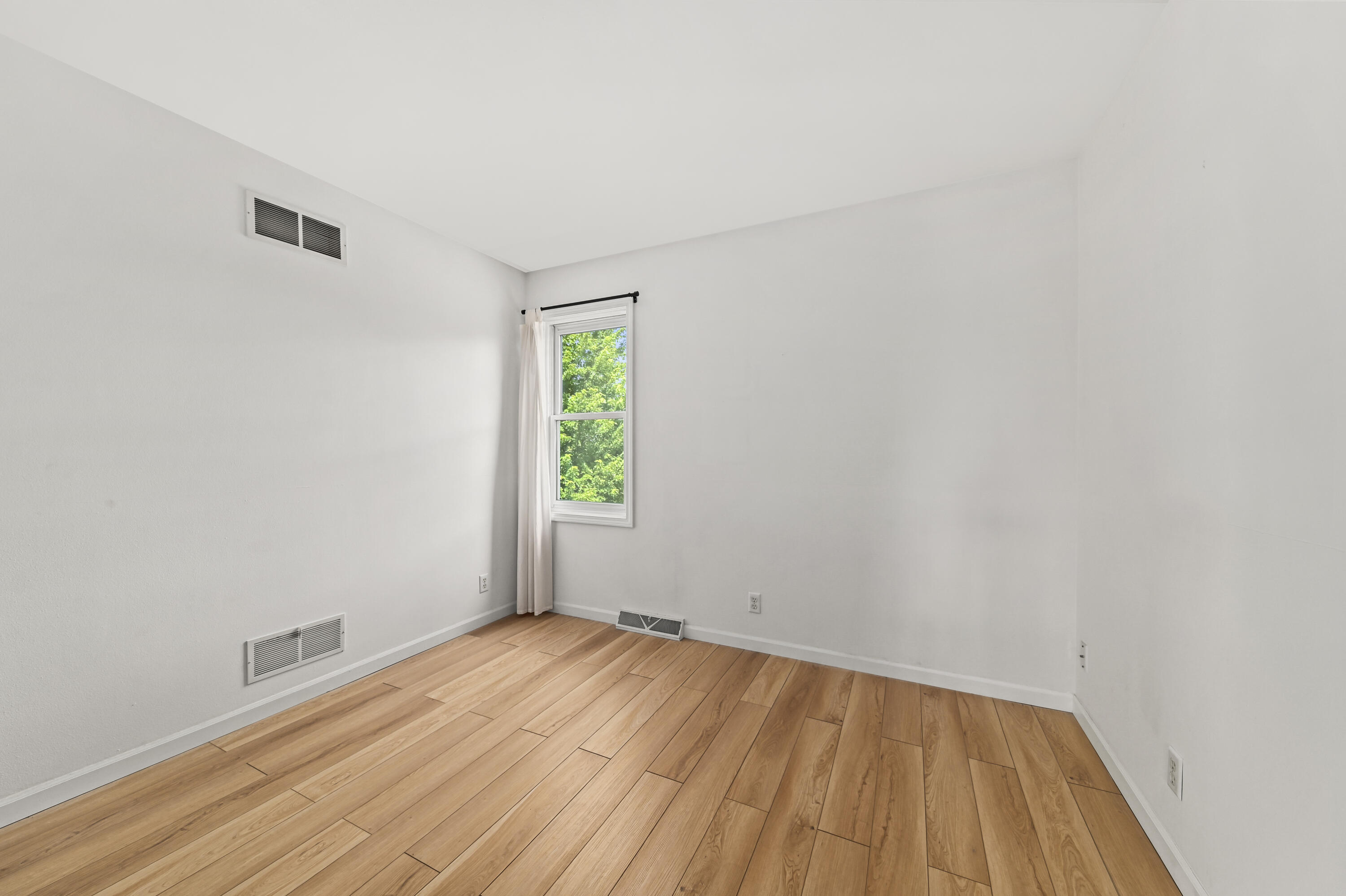 N65W13488 Lilly Creek Dr