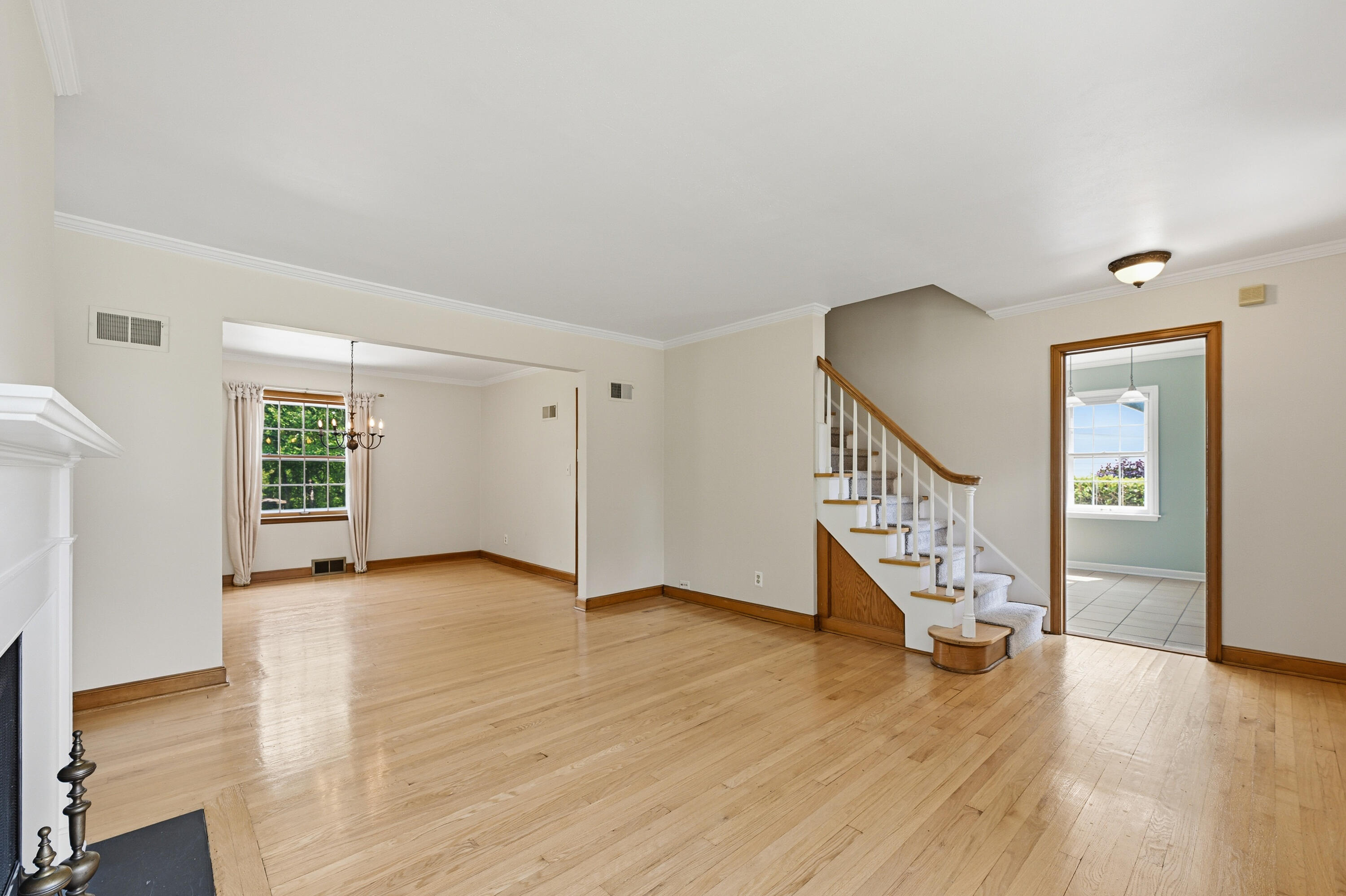 7620 W Drexel Ave