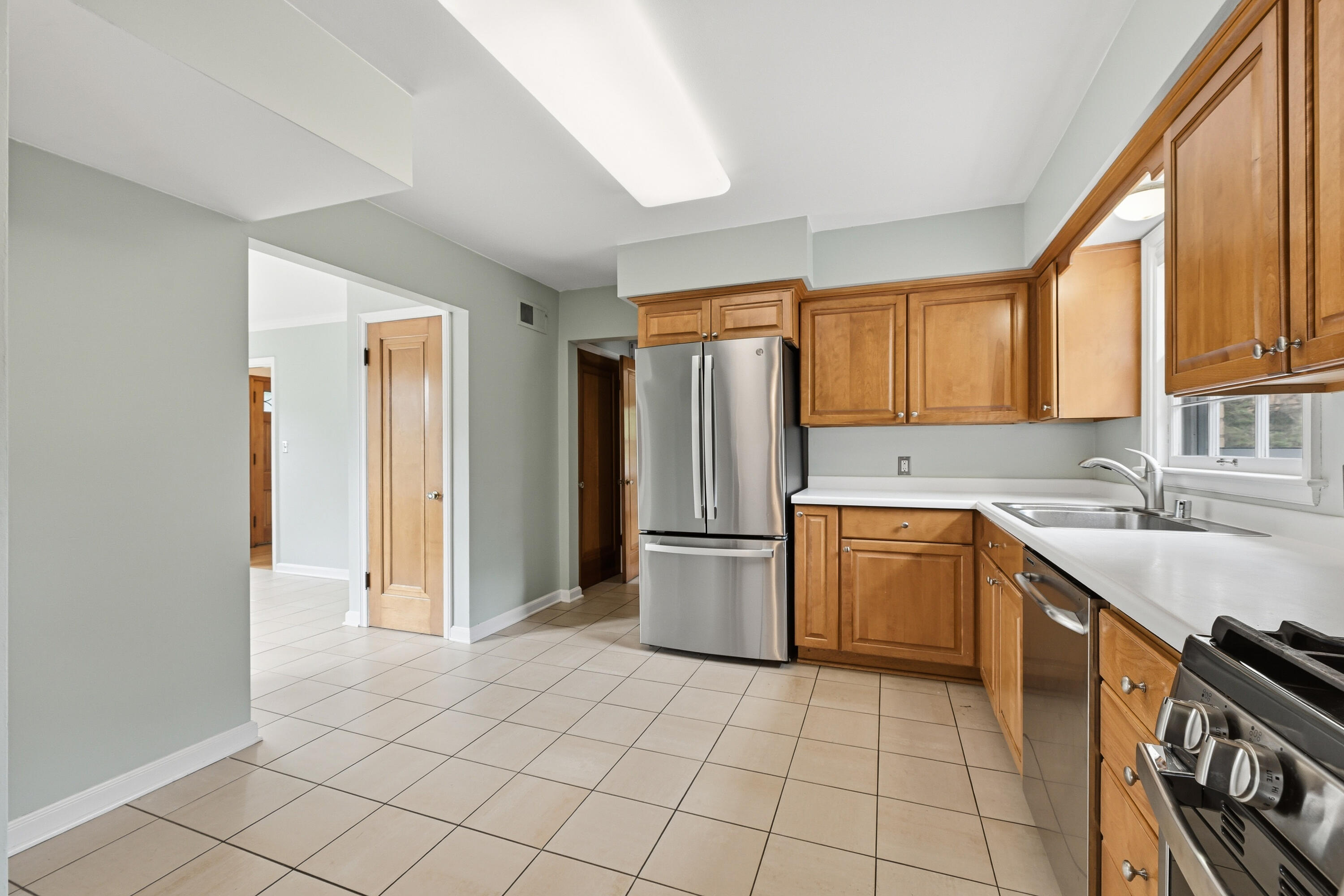 7620 W Drexel Ave