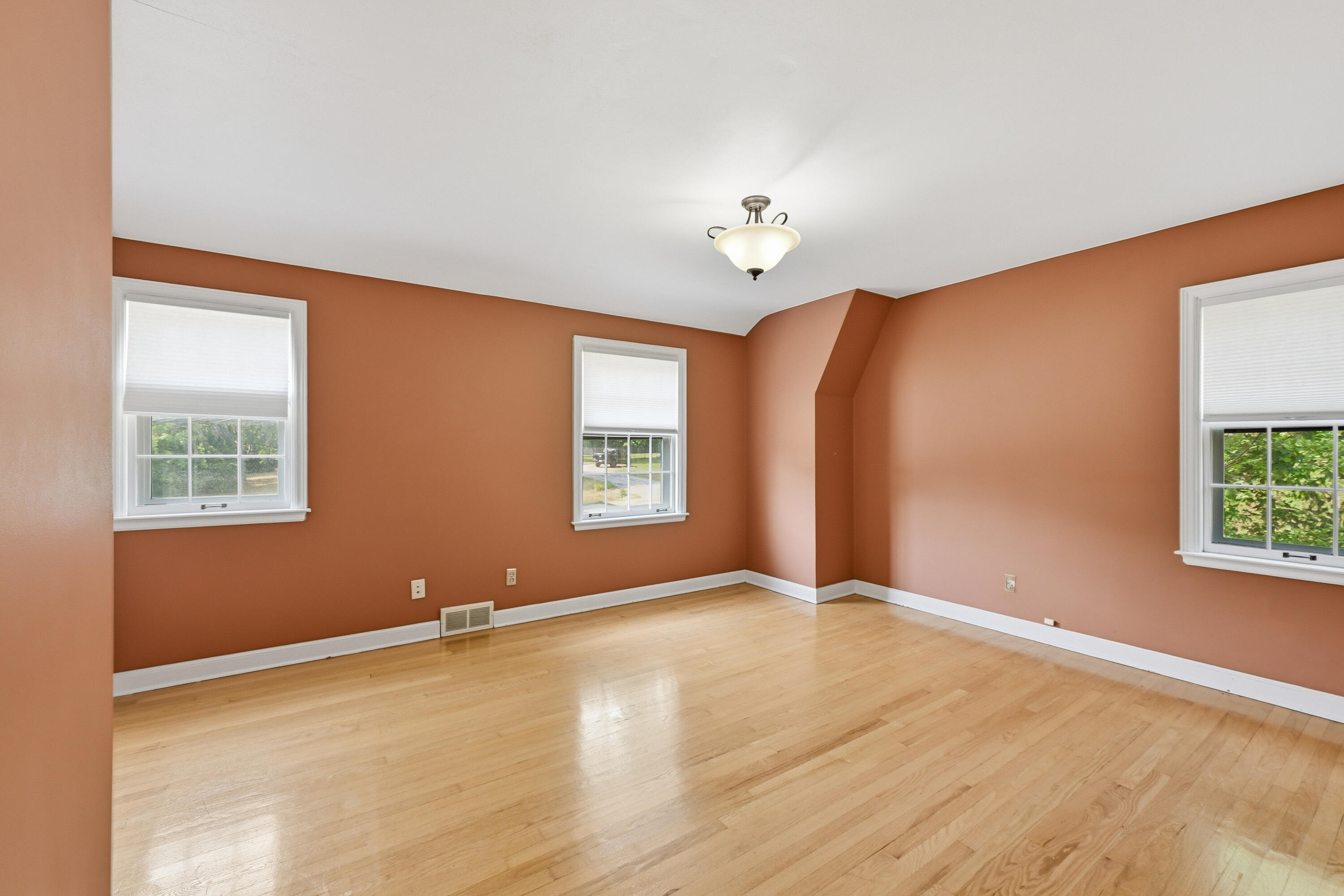 7620 W Drexel Ave