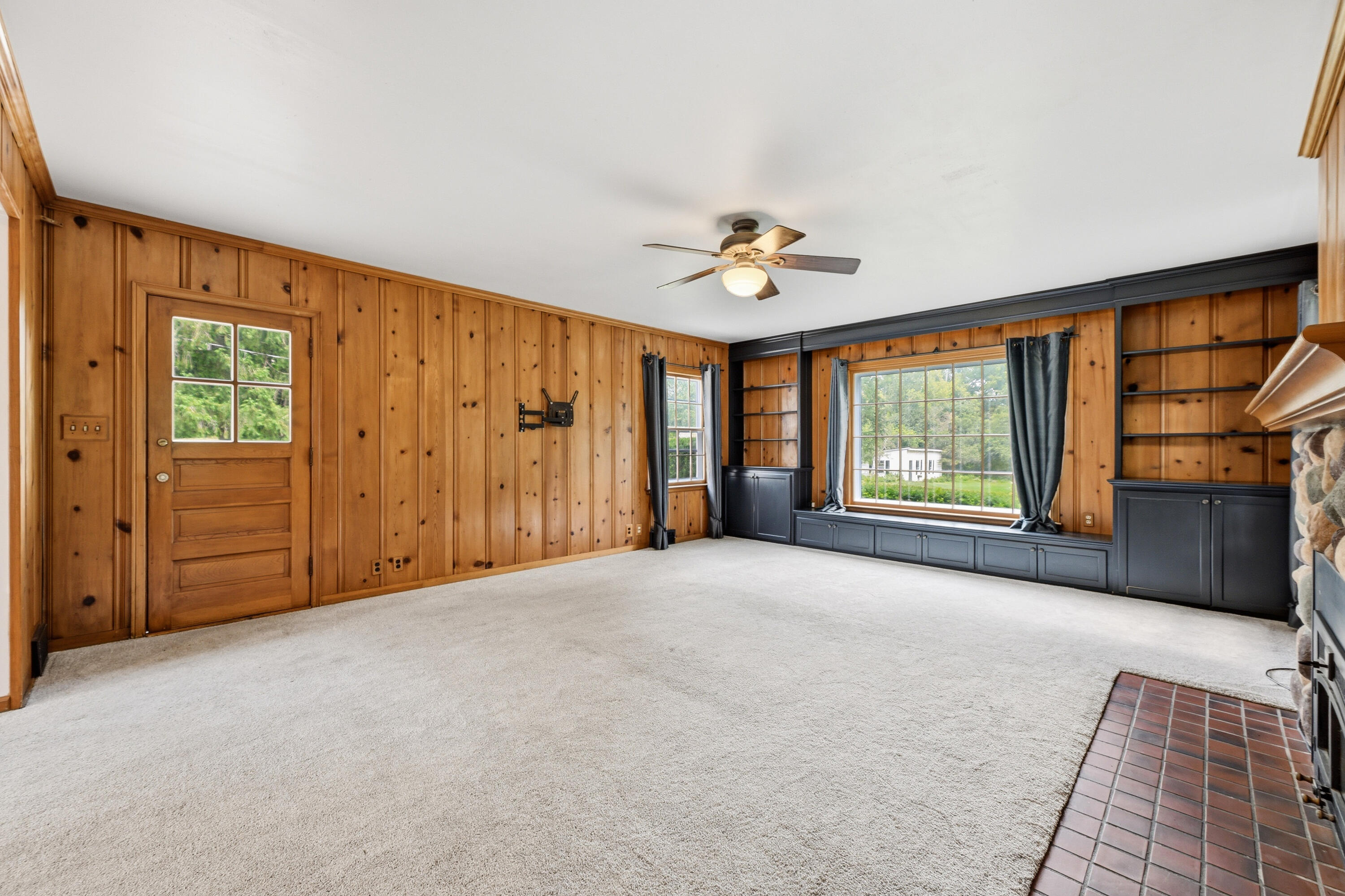 7620 W Drexel Ave