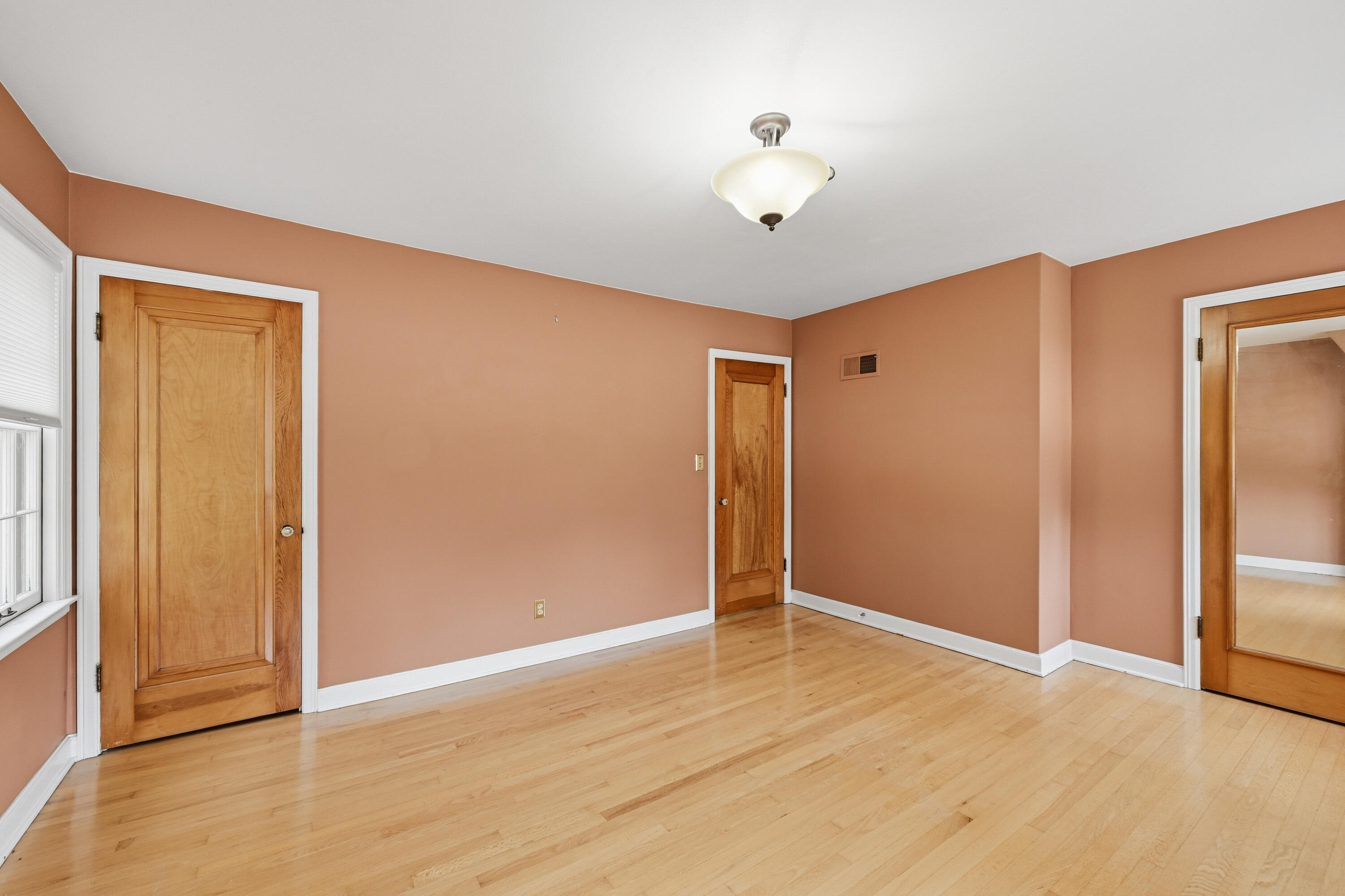 7620 W Drexel Ave