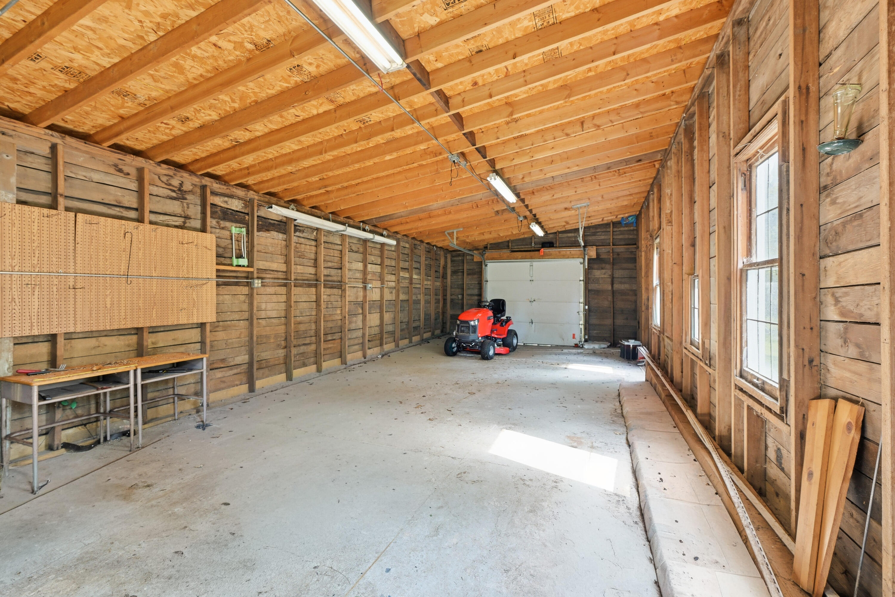 7620 W Drexel Ave