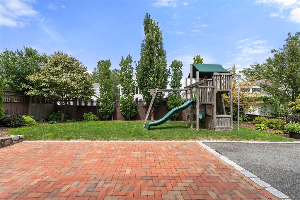 31 Concord Avenue