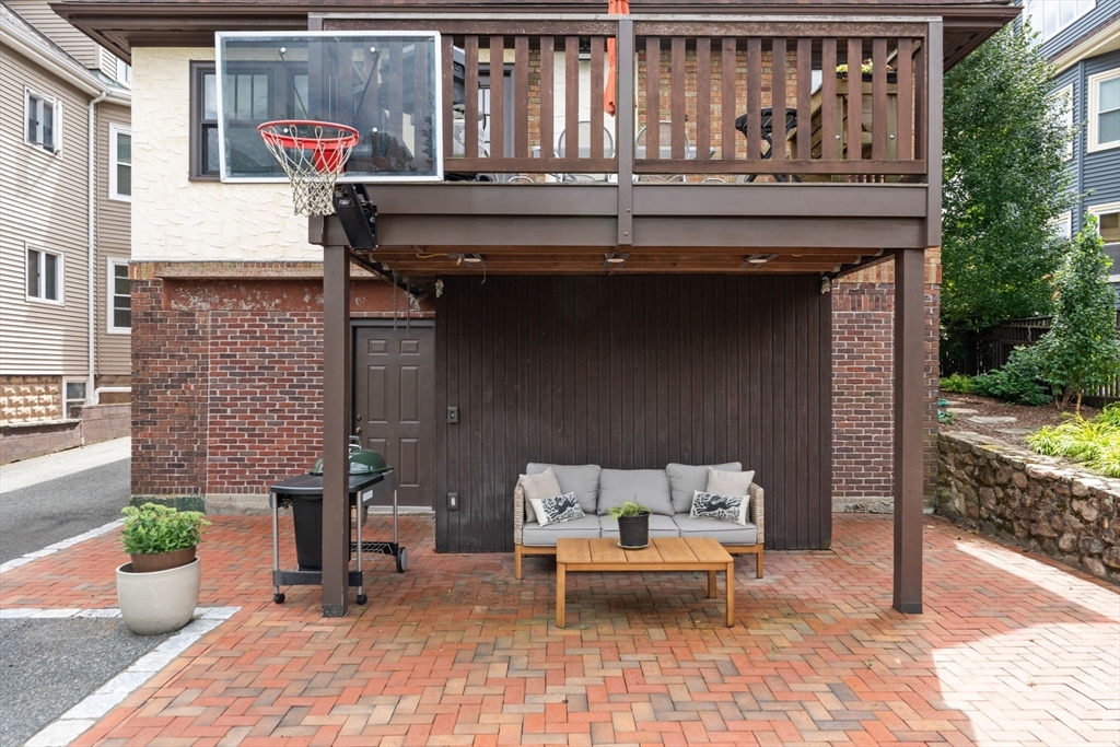31 Concord Avenue