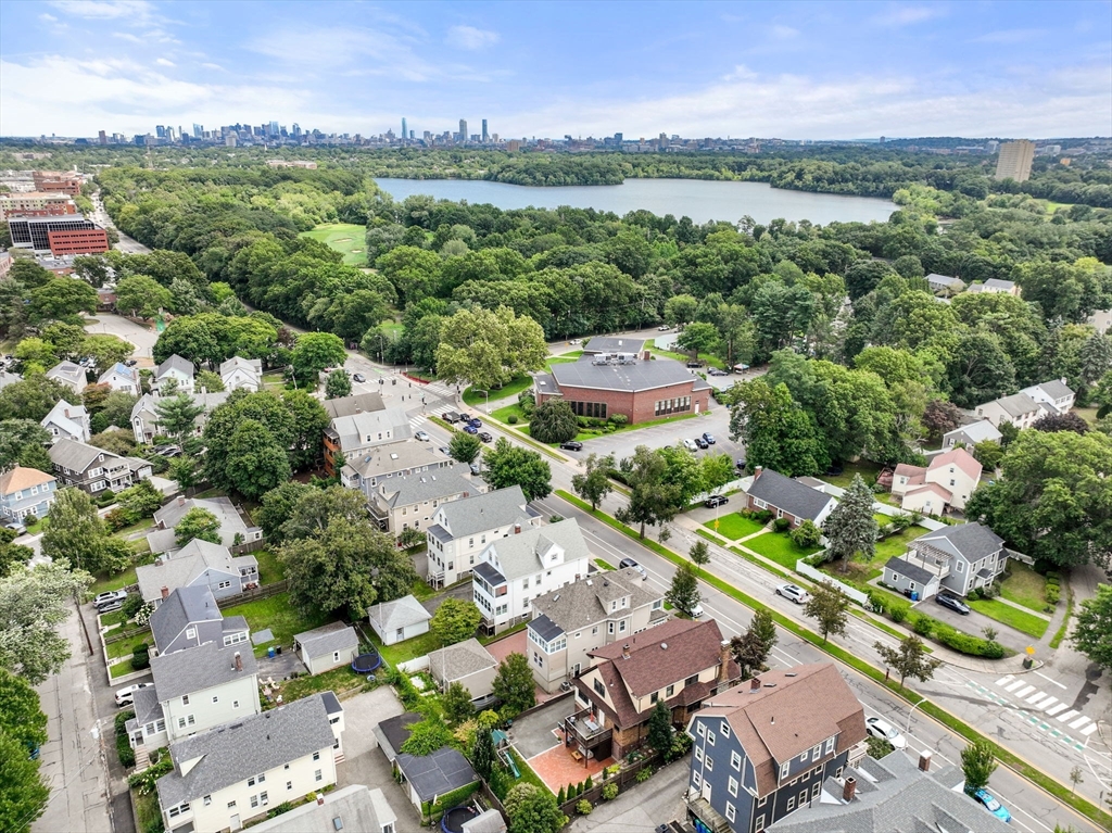 31 Concord Avenue