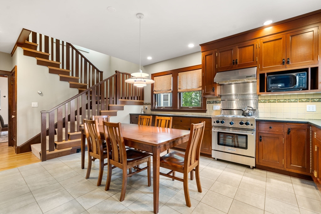 31 Concord Avenue