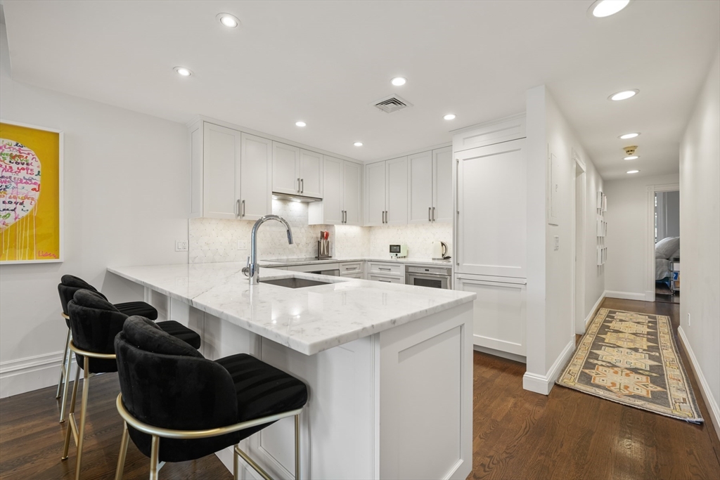 327 Commonwealth Avenue # 4