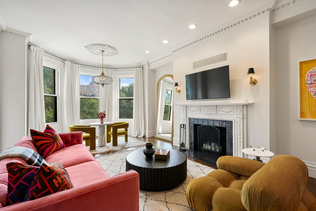 327 Commonwealth Avenue # 4