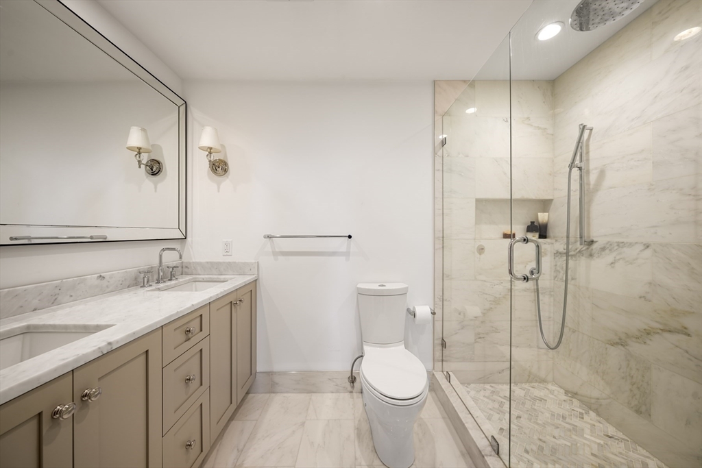 327 Commonwealth Avenue # 4
