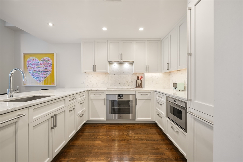 327 Commonwealth Avenue # 4