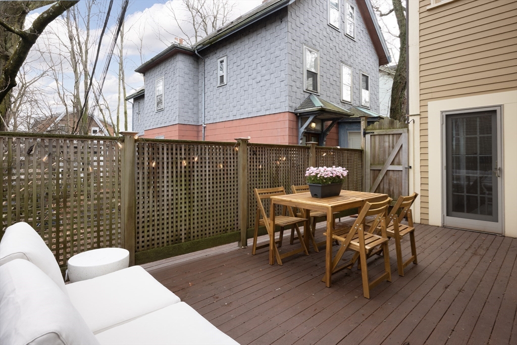 6 Warren Sq # 6